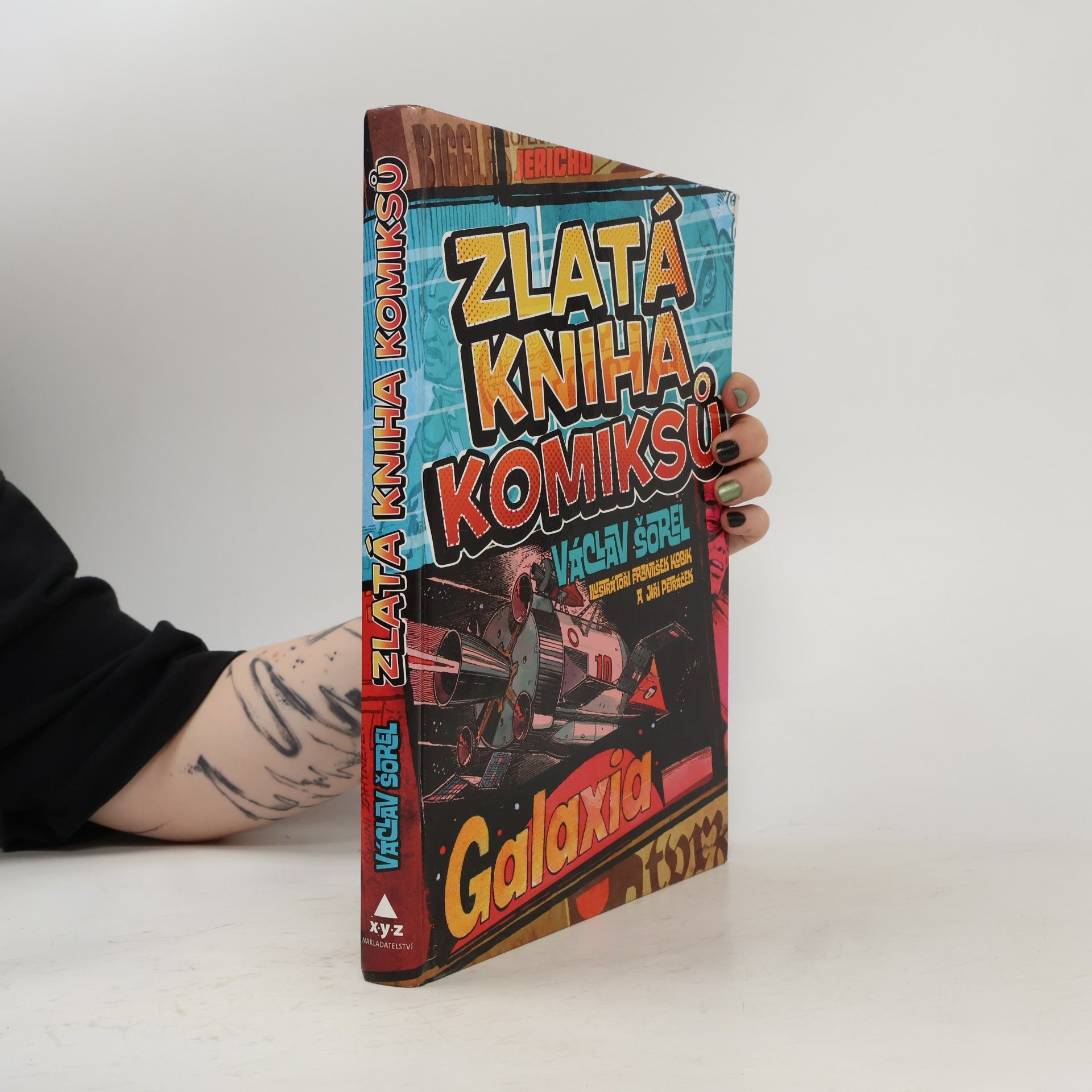 Zlatá kniha komiksů