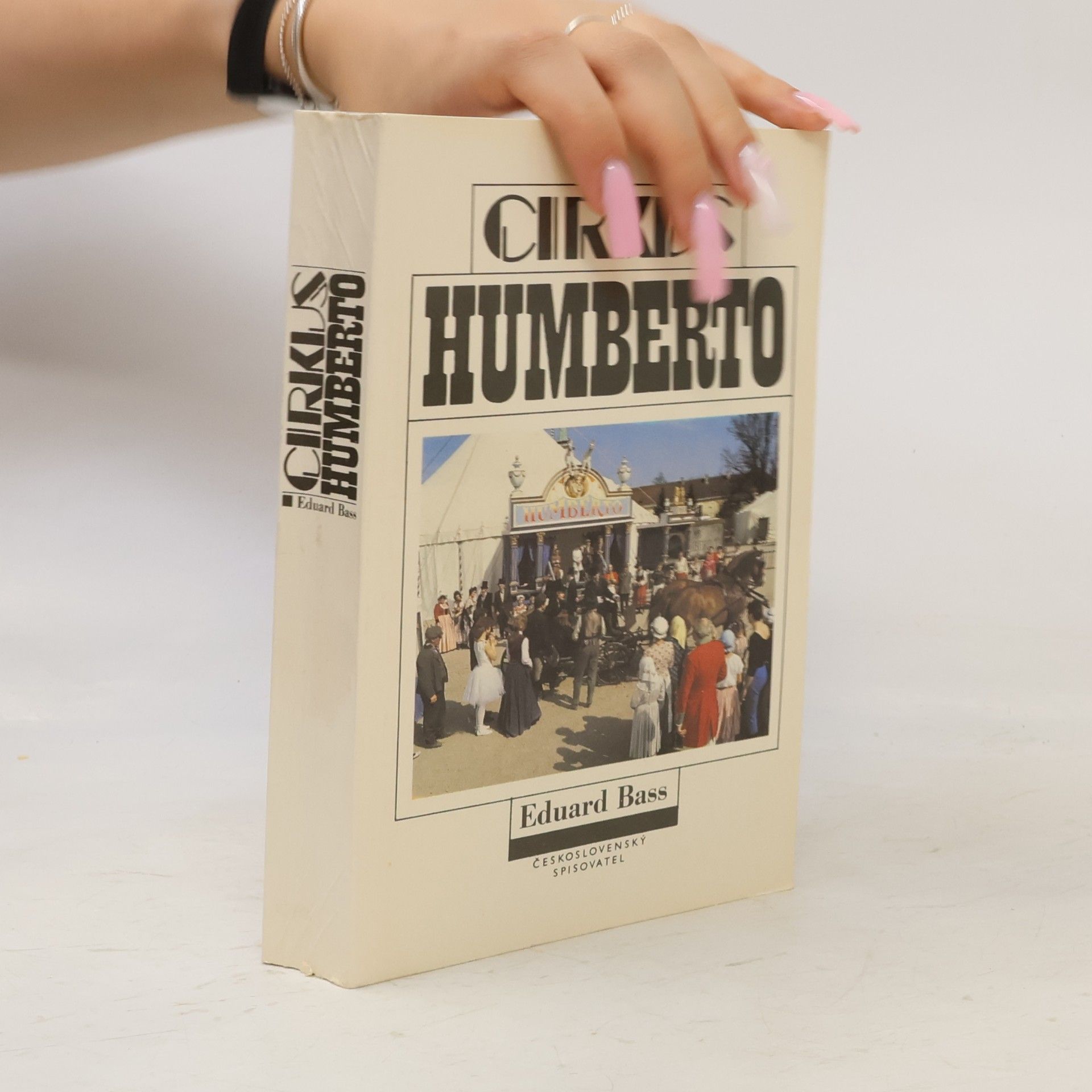 Eduard Bass Cirkus Humberto