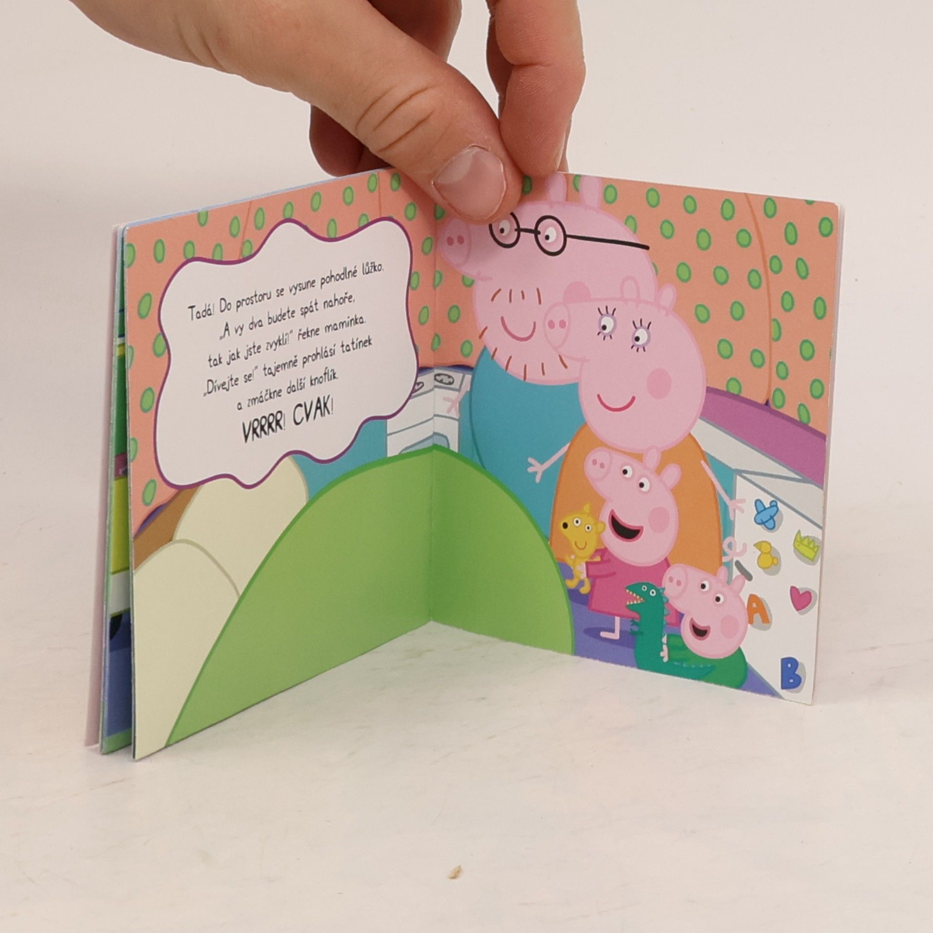Kolektiv autorů Peppa jede kempovat