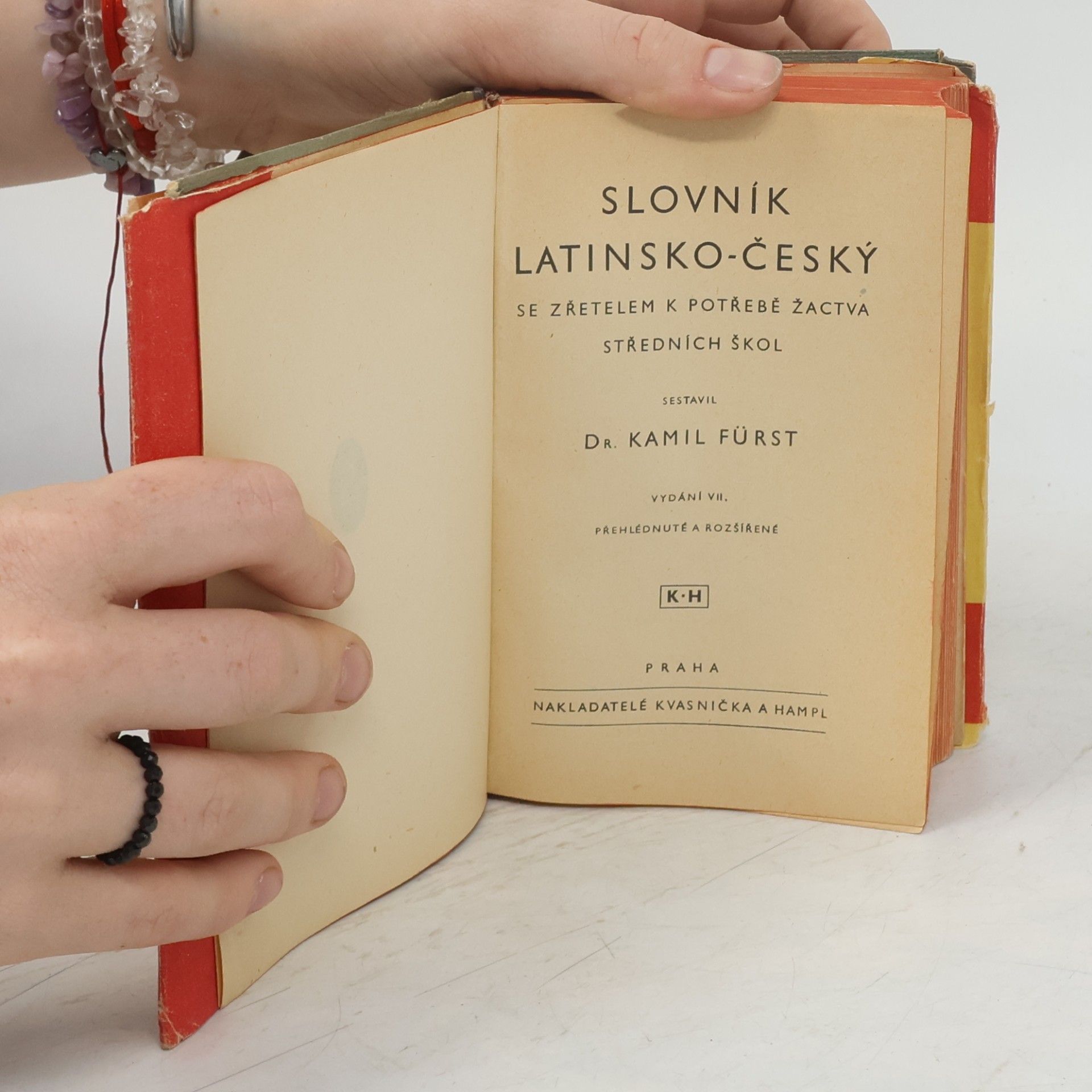 Kamil Fürst Slovník latinsko-český a česko-latinský