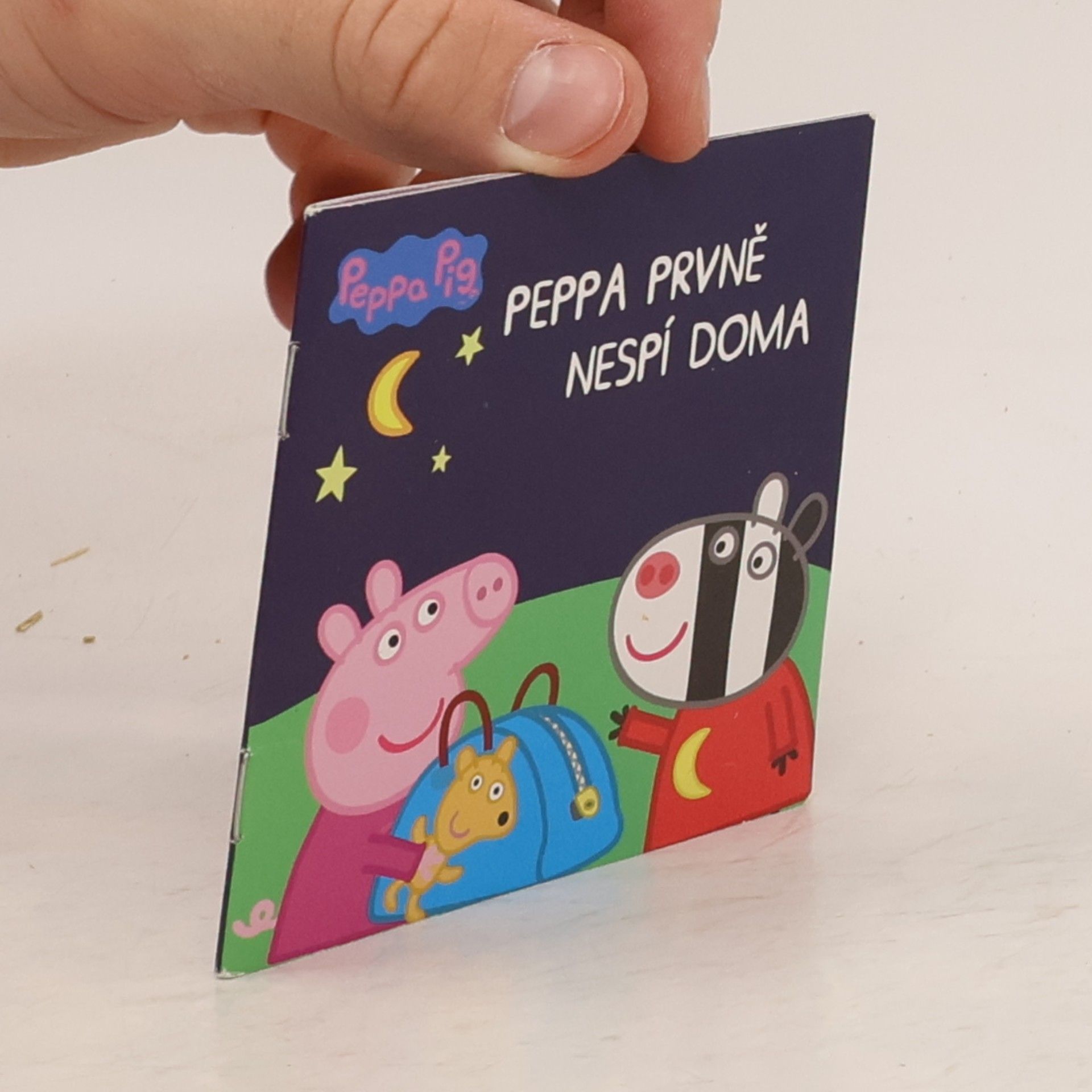 Kolektiv autorů Peppa Pig. Peppa prvně nespí doma