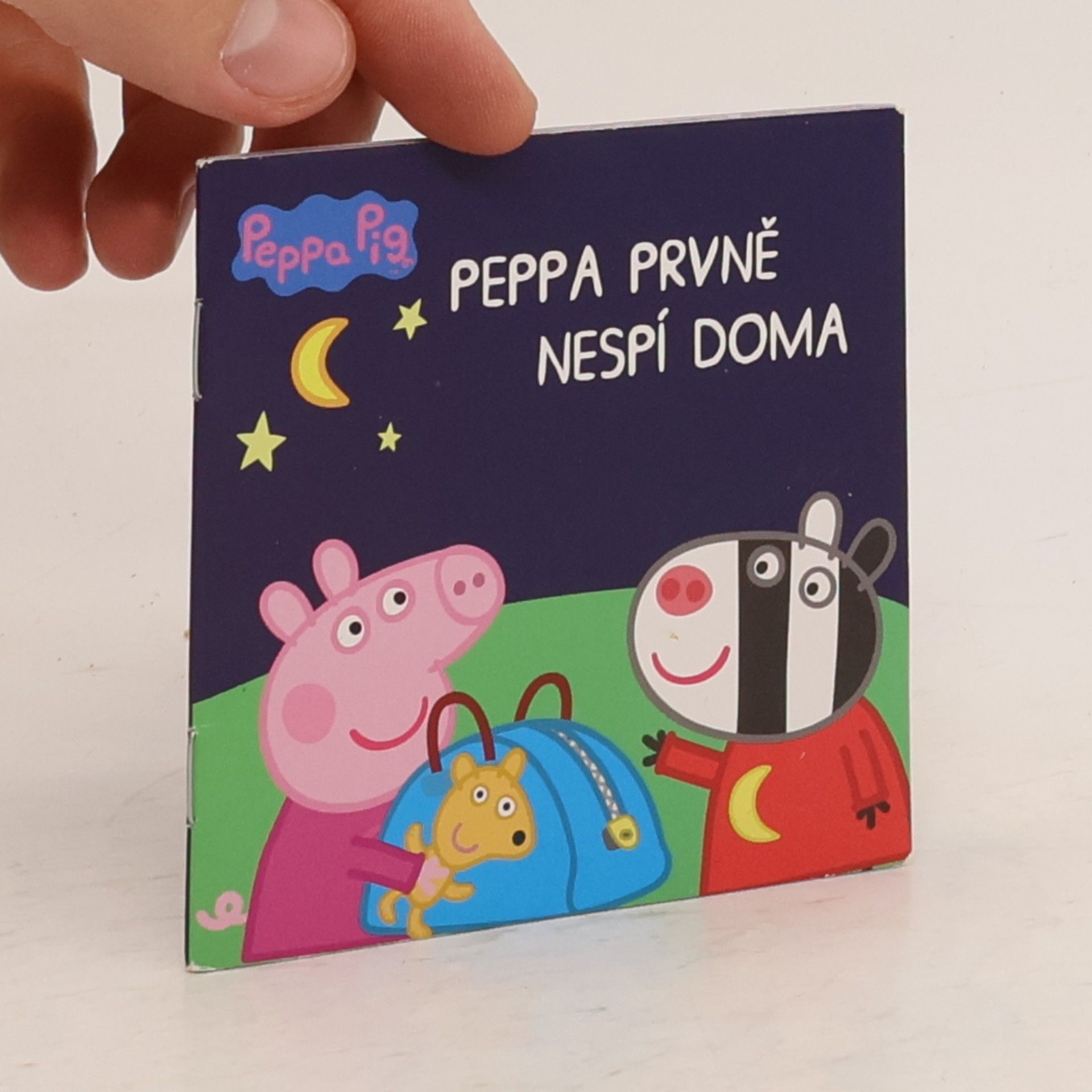 Kolektiv autorů Peppa Pig. Peppa prvně nespí doma