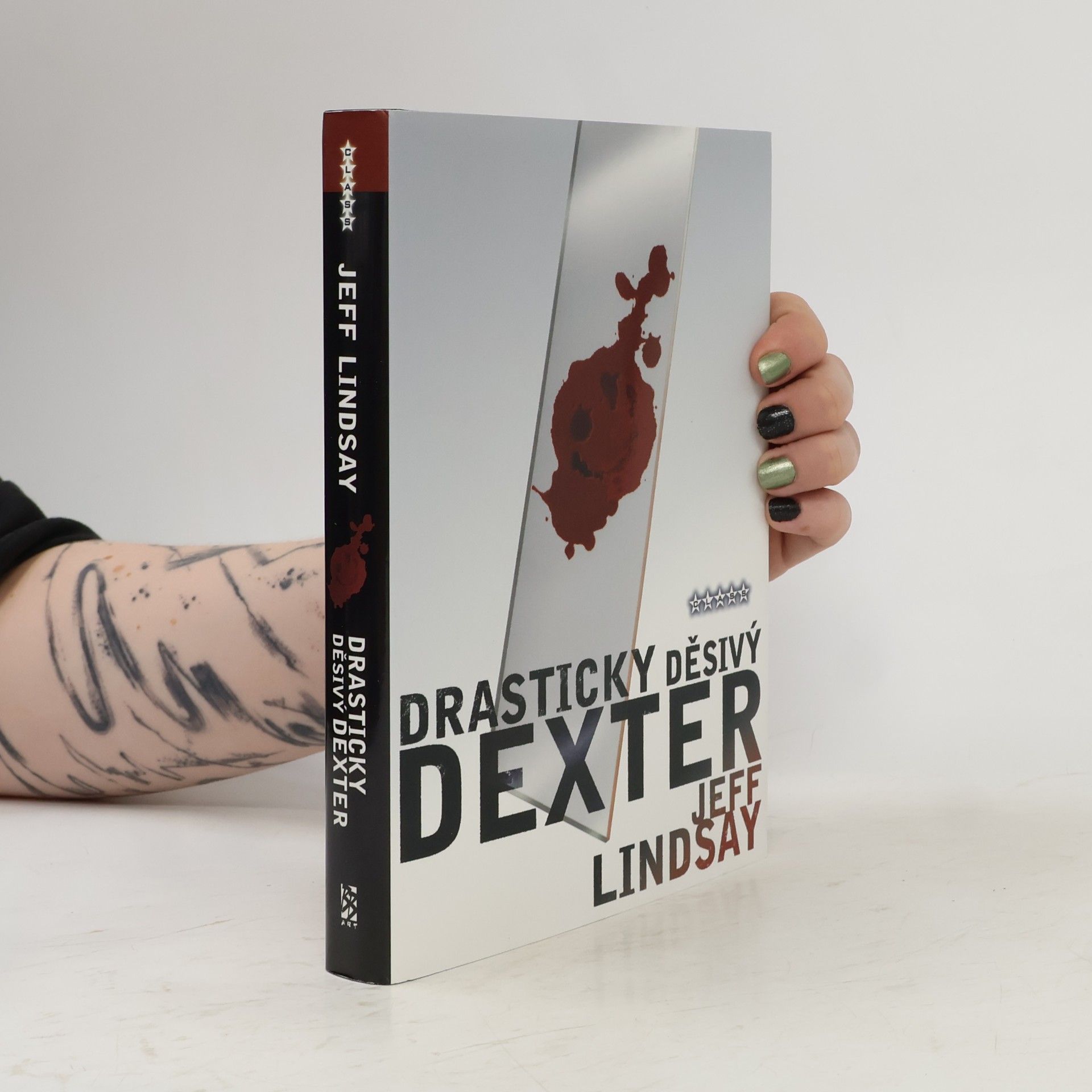 Jeff Lindsay Drasticky děsivý Dexter