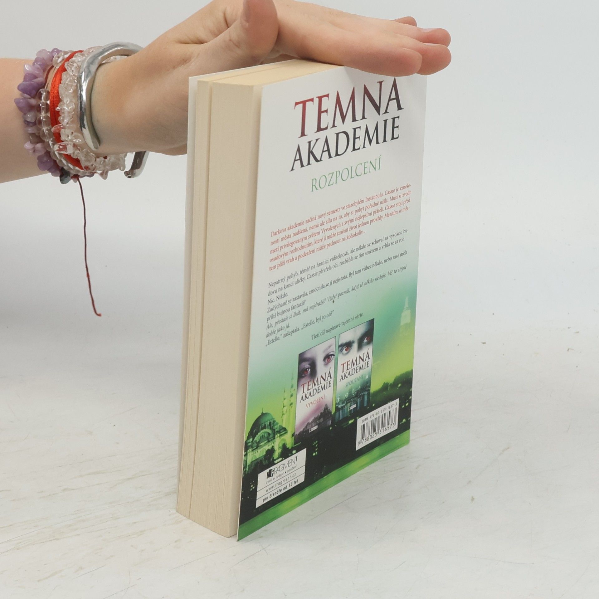 Gillian Philip Temná akademie. Rozpolcení