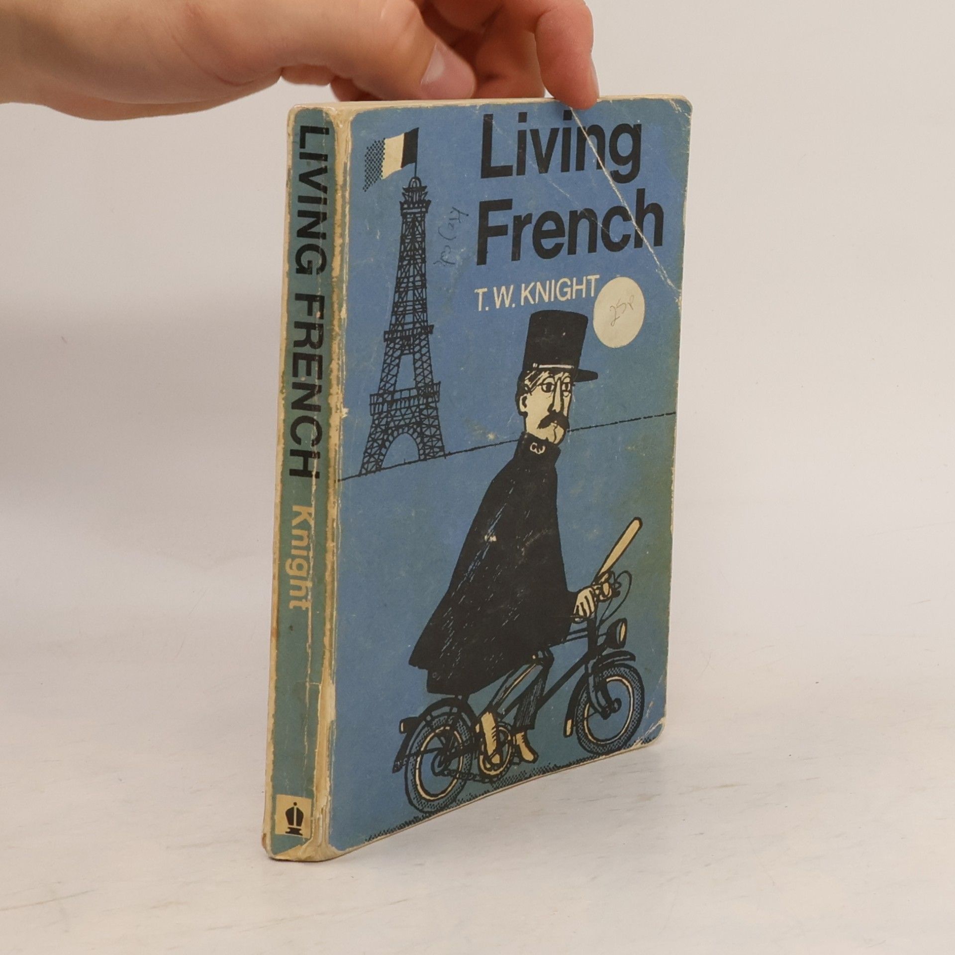 T.W. Knight Living French