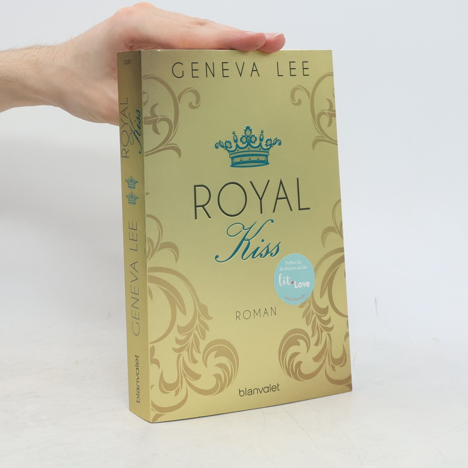 Geneva Lee Royal Kiss