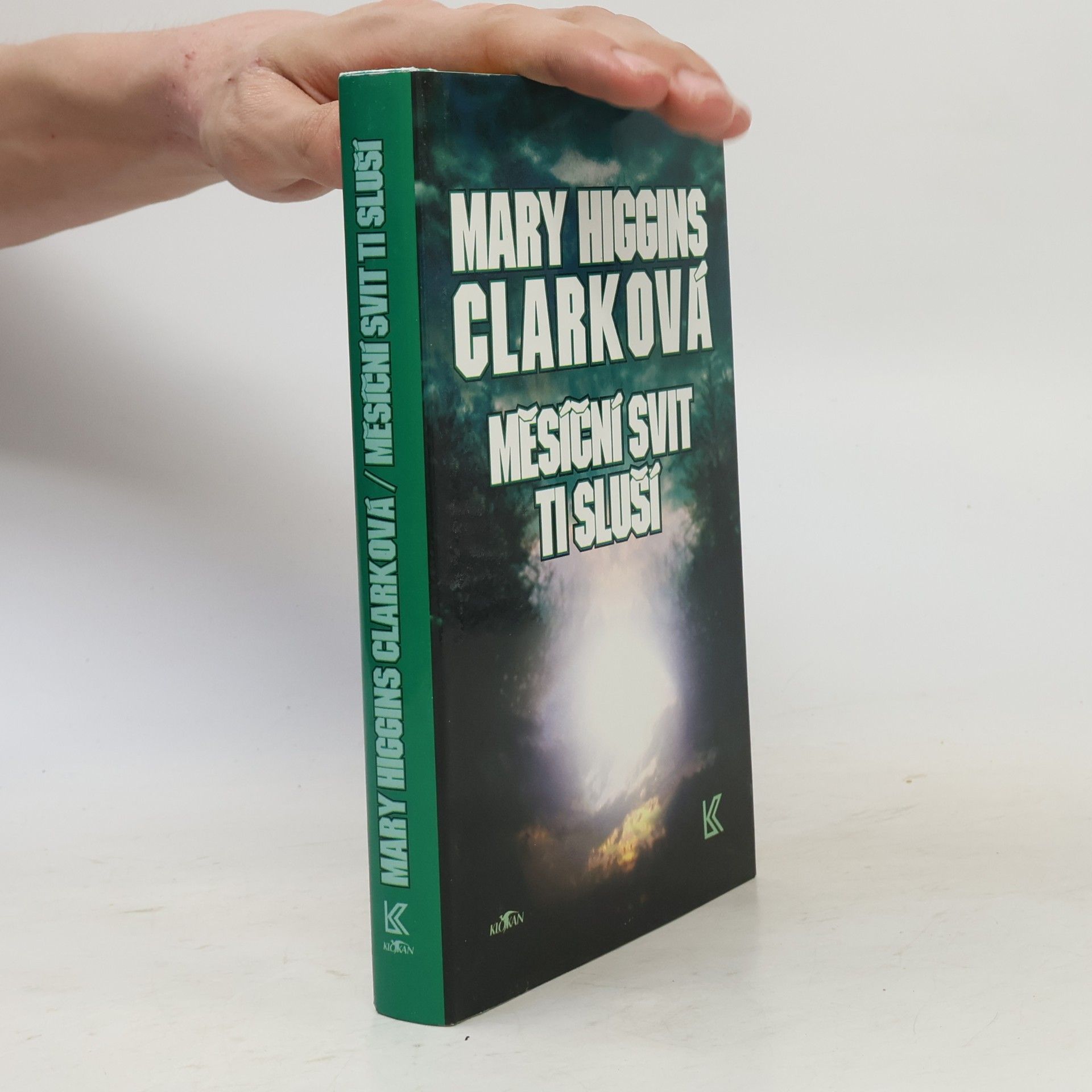 Mary Higgins Clark Měsíční svit ti sluší