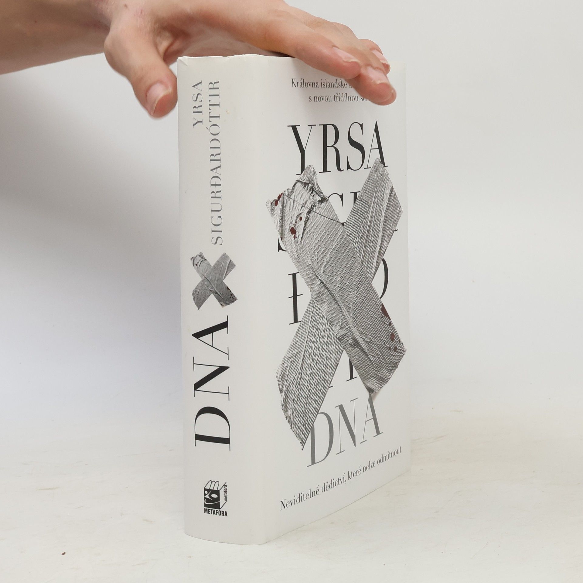 Yrsa Sigurðardóttir DNA: Série Freyja & Huldar