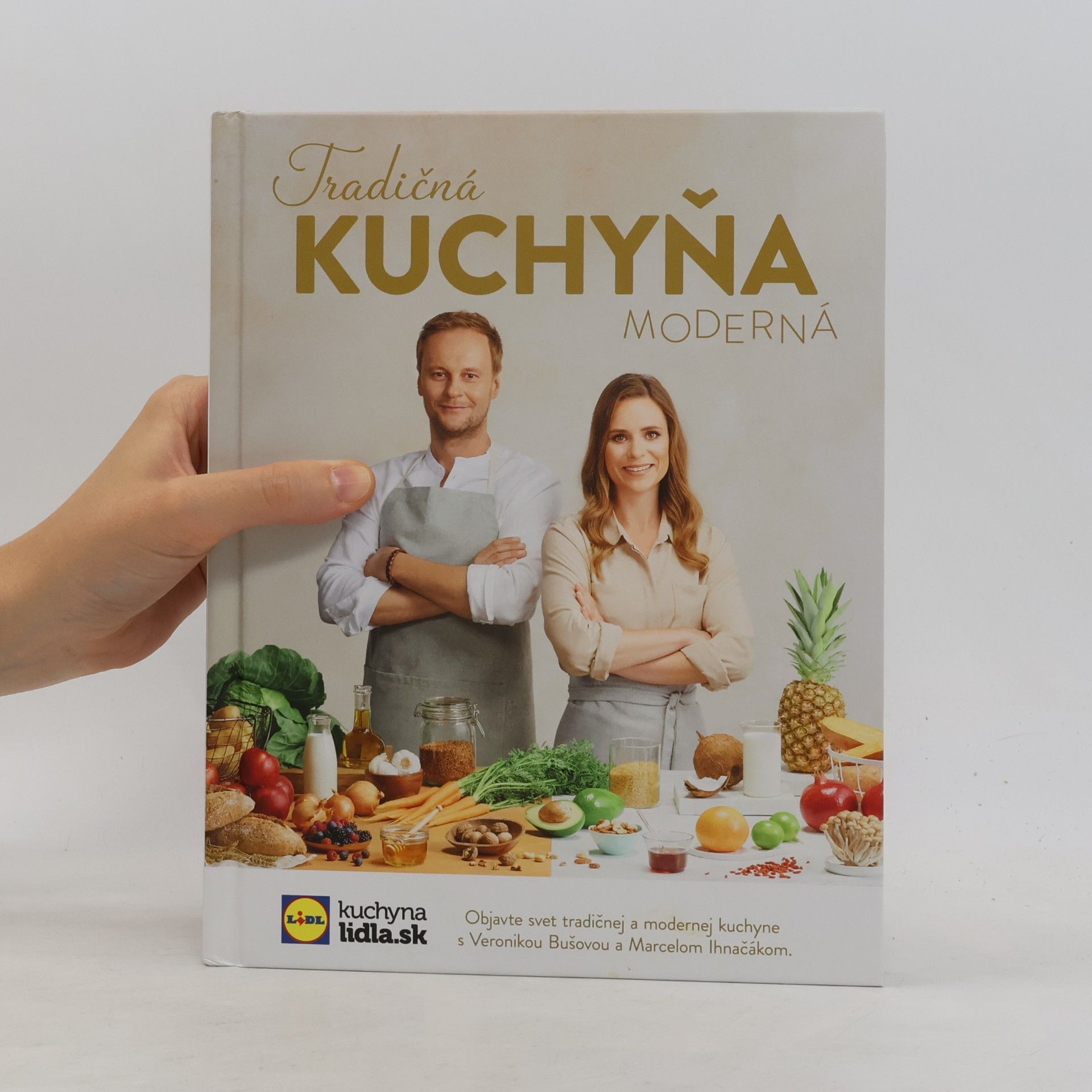 Veronika Bušová Tradičná kuchyňa moderná