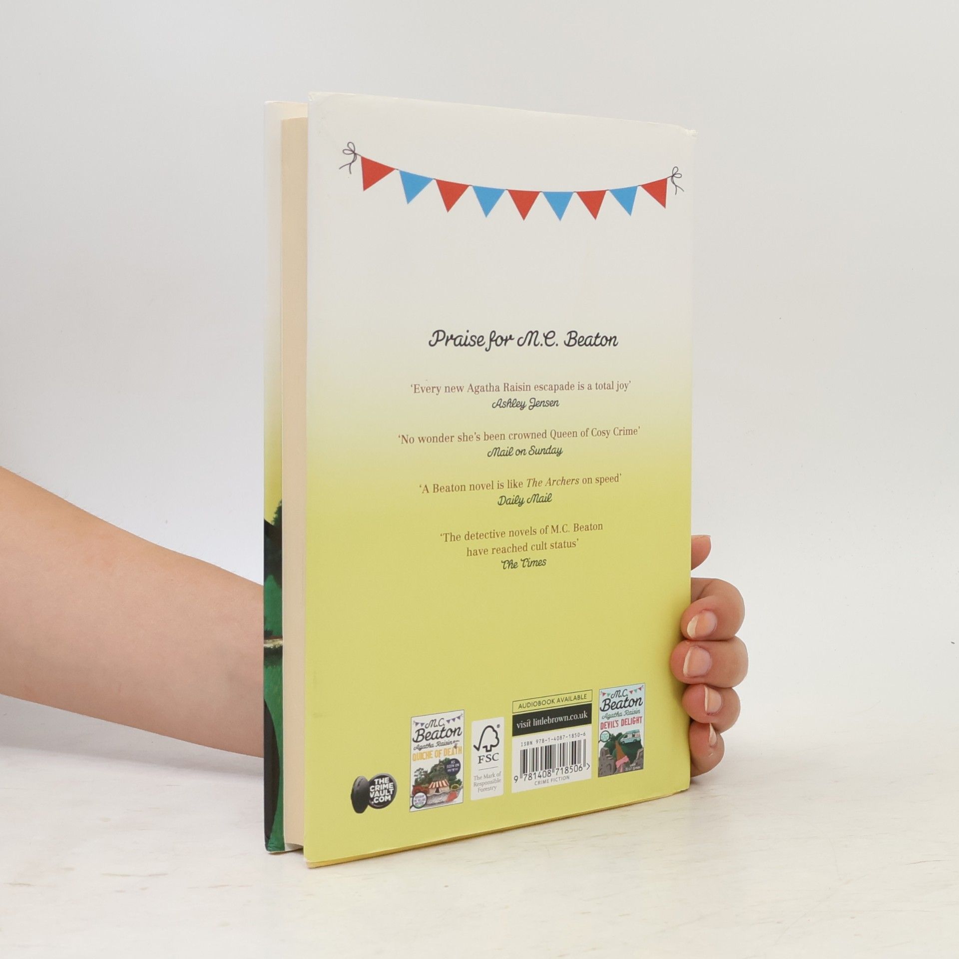 Marion Chesney Agatha Raisin: Dead on Target