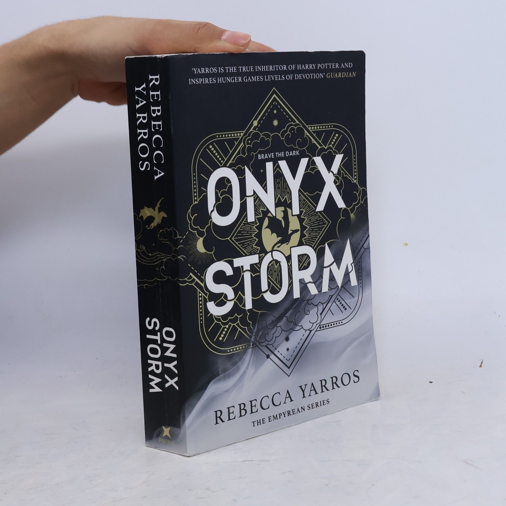 Rebecca Yarros Onyx Storm
