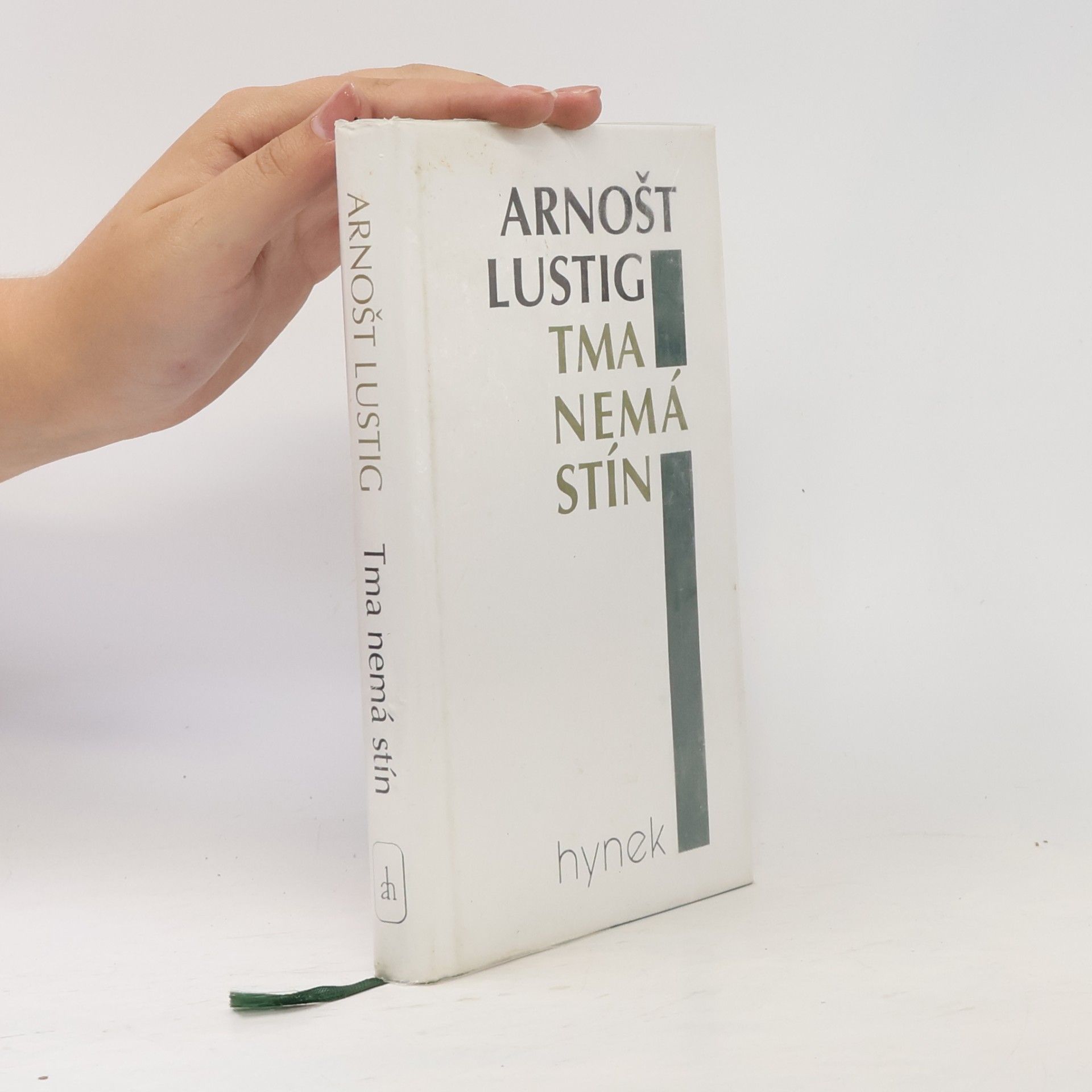 Arnošt Lustig Tma nemá stín : román