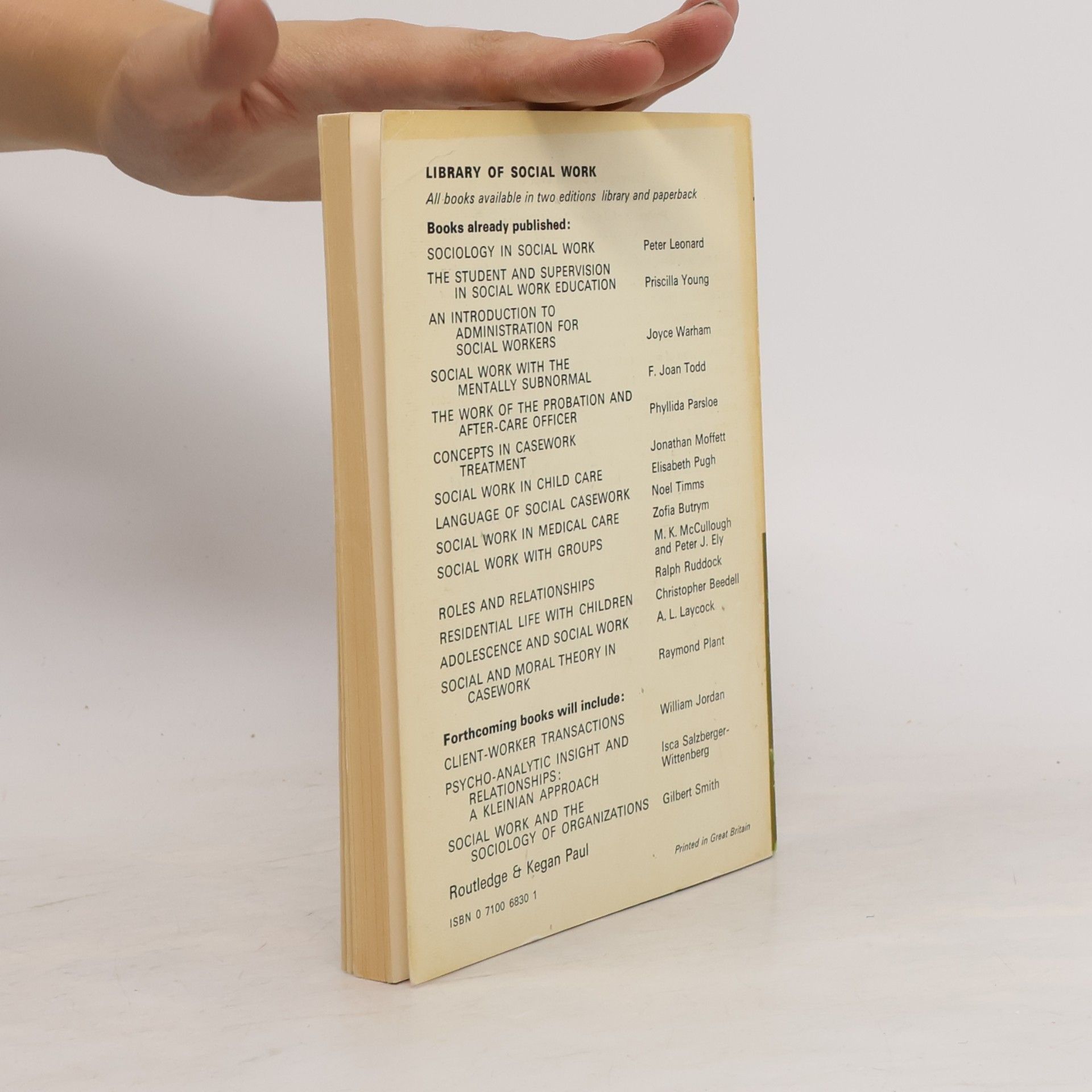 Eric Edward Sainsbury Library of Social Work: Social Diagnosis in Casework