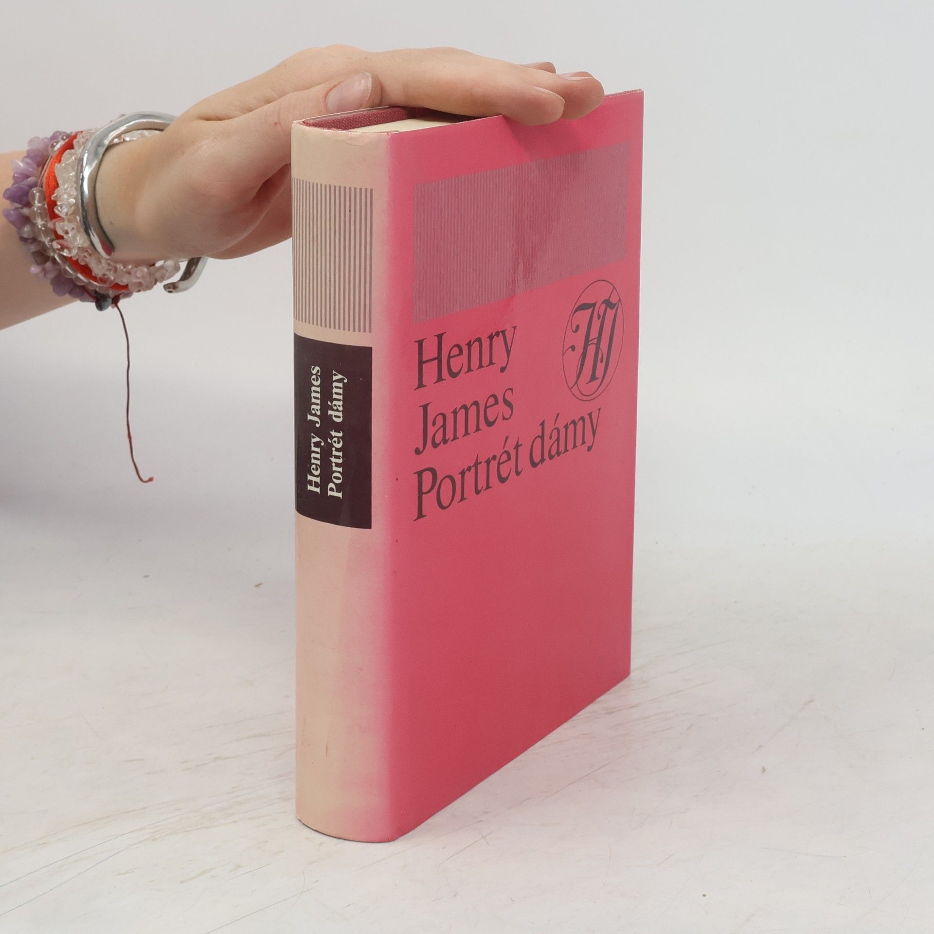Henry James Portrét dámy