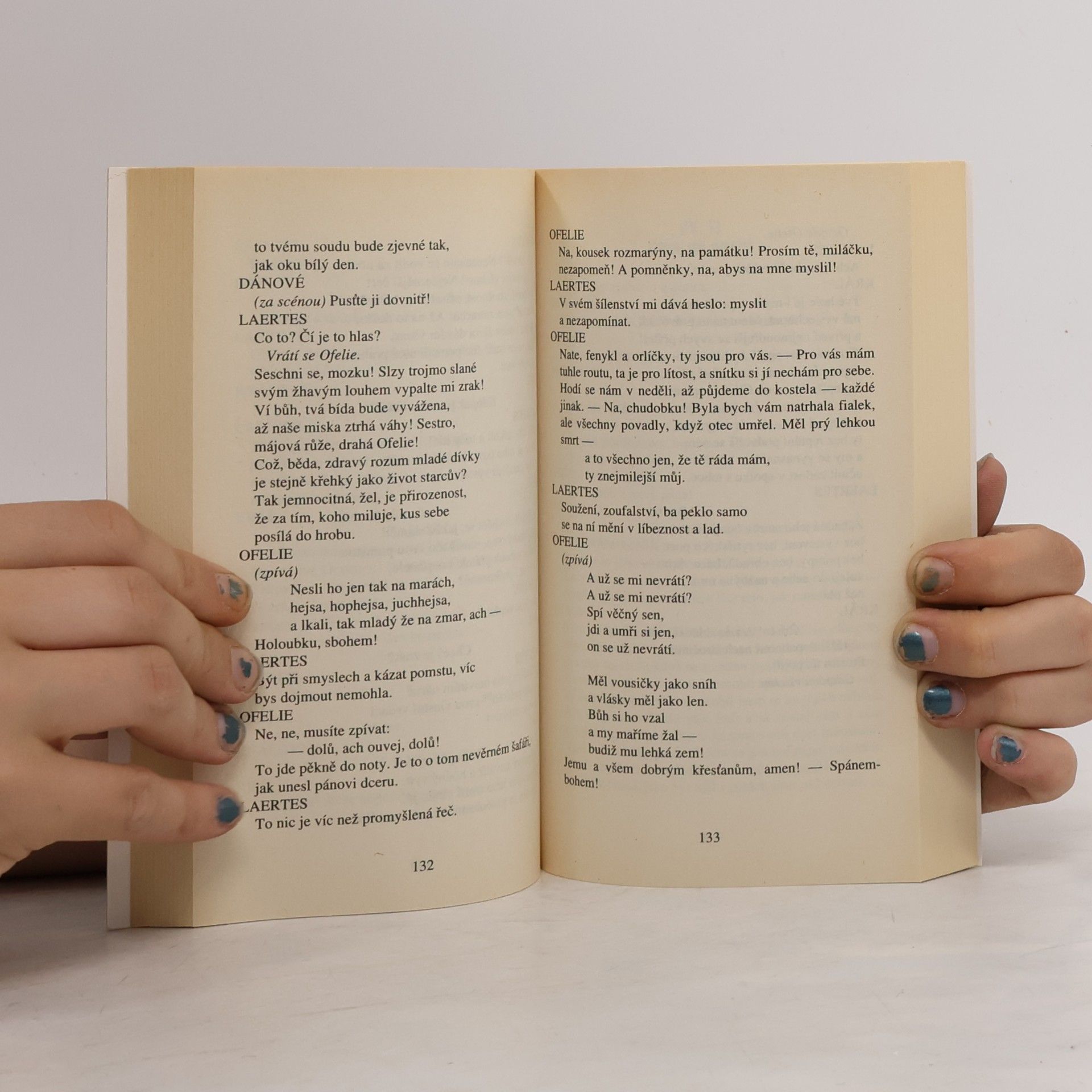 William Shakespeare Hamlet ; Král Lear