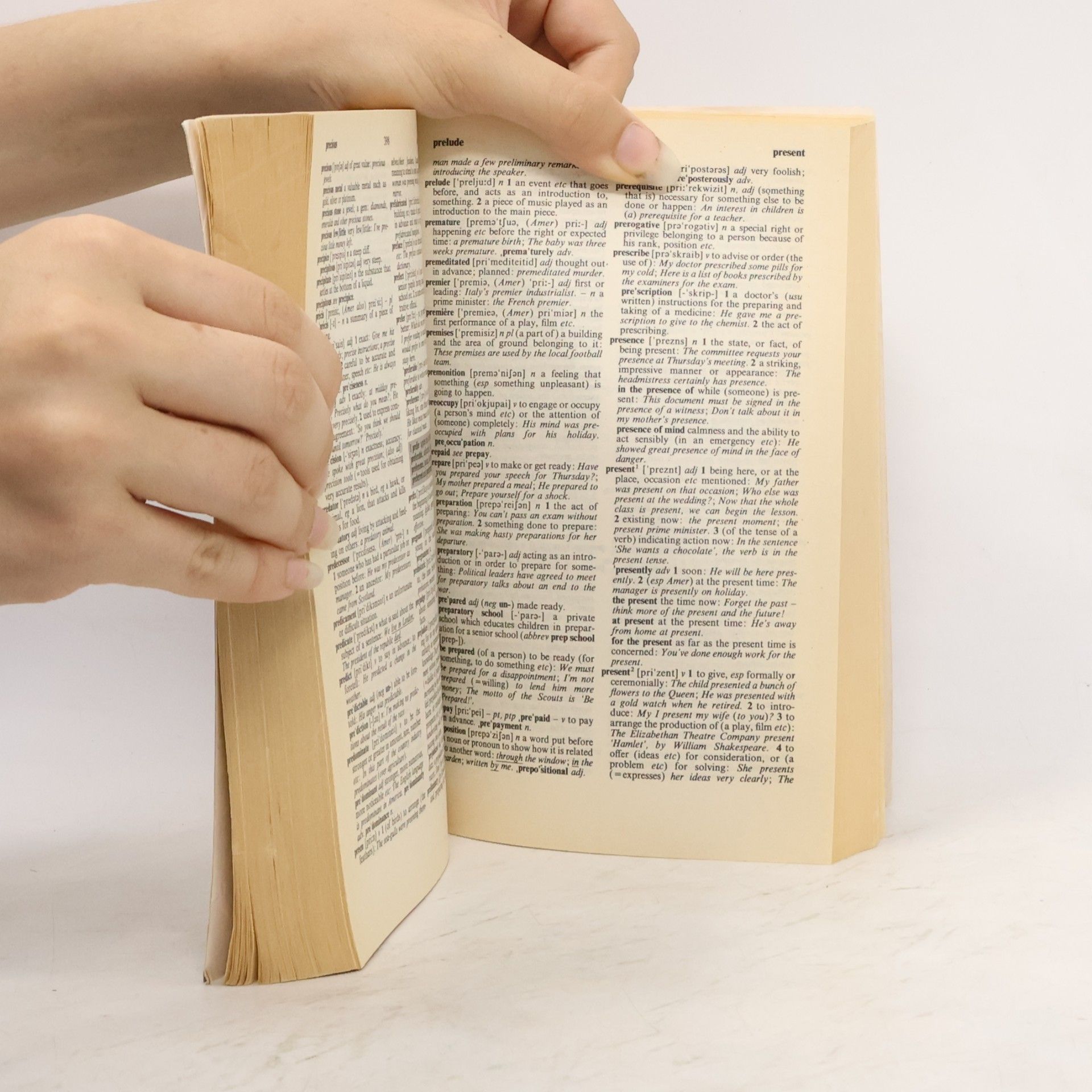 Autorenkollektiv The Wordsworth Concise English Dictionary