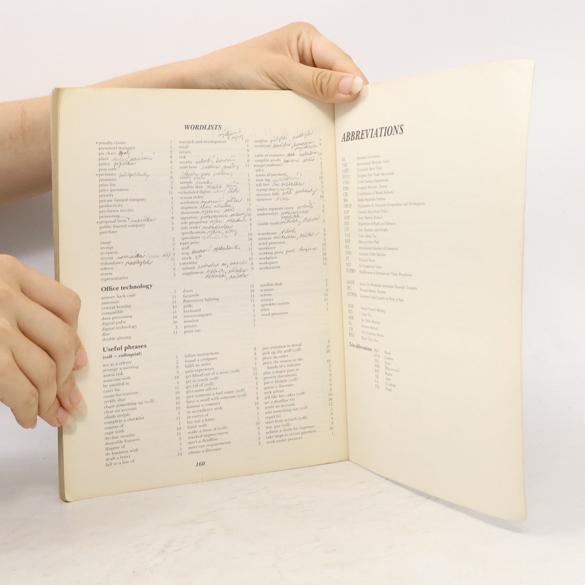 A. J. Alan J. Stanton Longman Commercial Communication. Students' Book