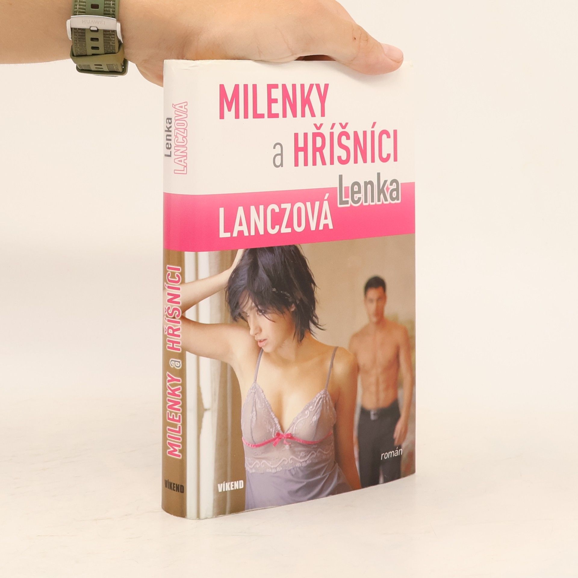 Lenka Lanczová Milenky a hříšníci