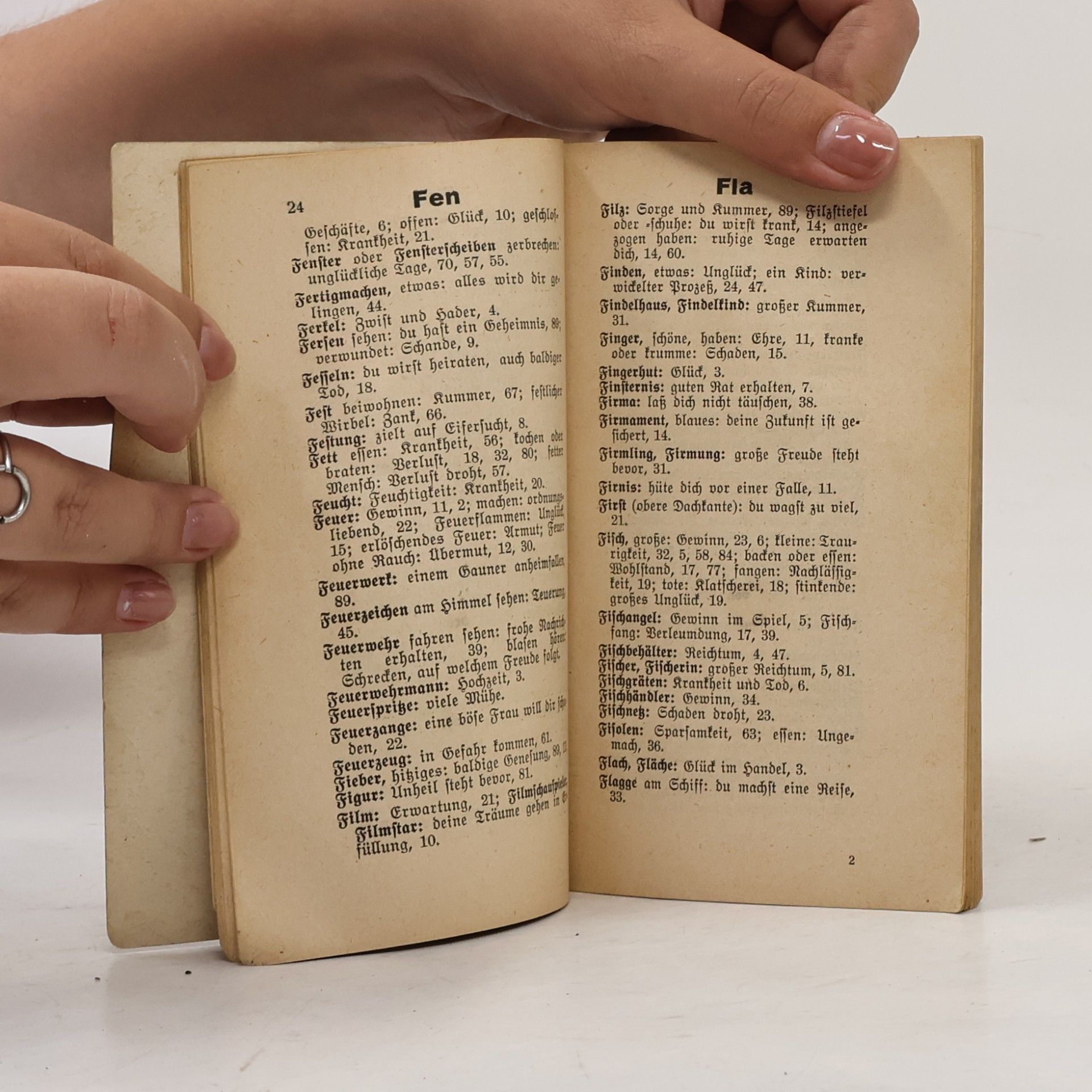Sybilla M'hahalla Das älteste Ägyptische Traumbuch
