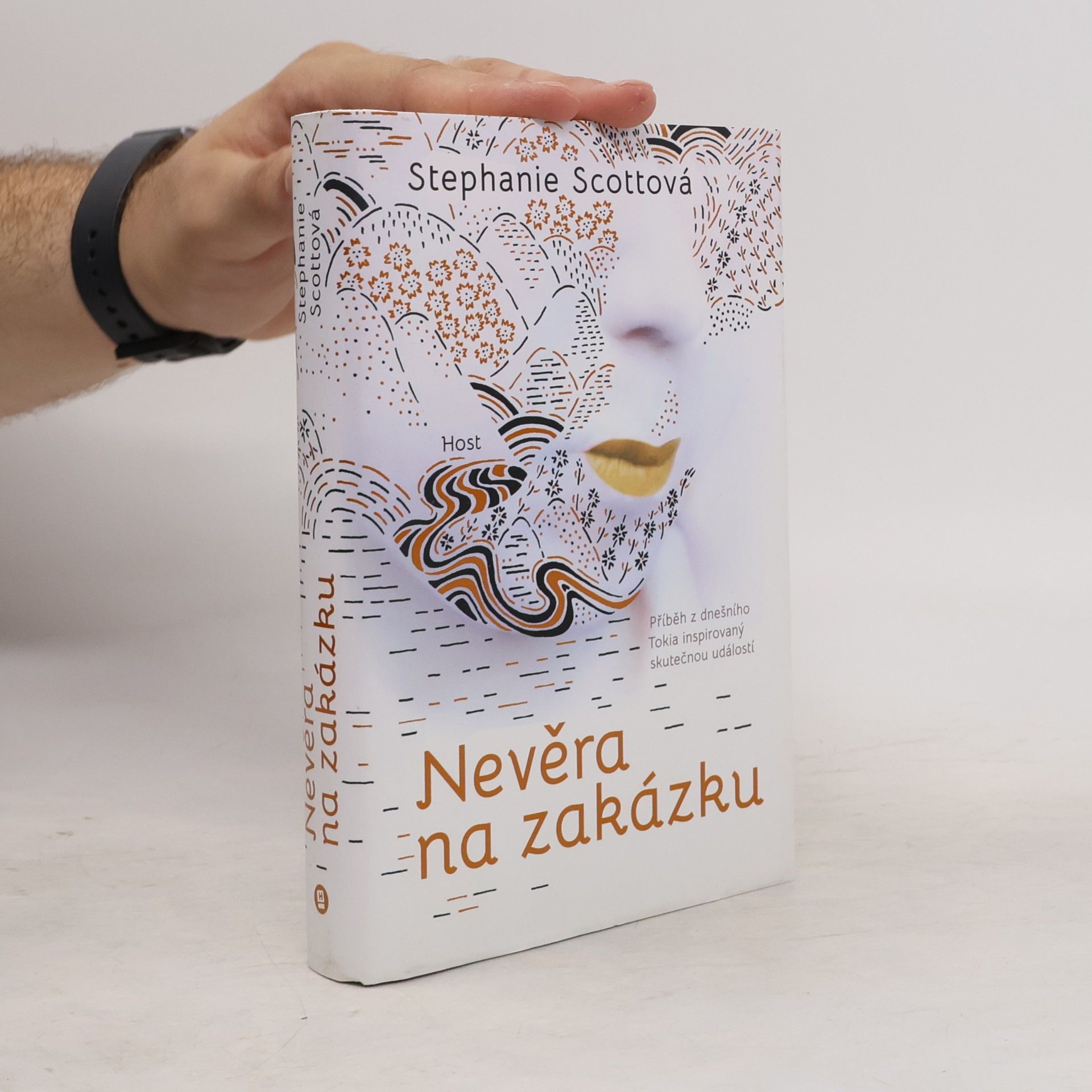 Stephanie Scott Nevěra na zakázku