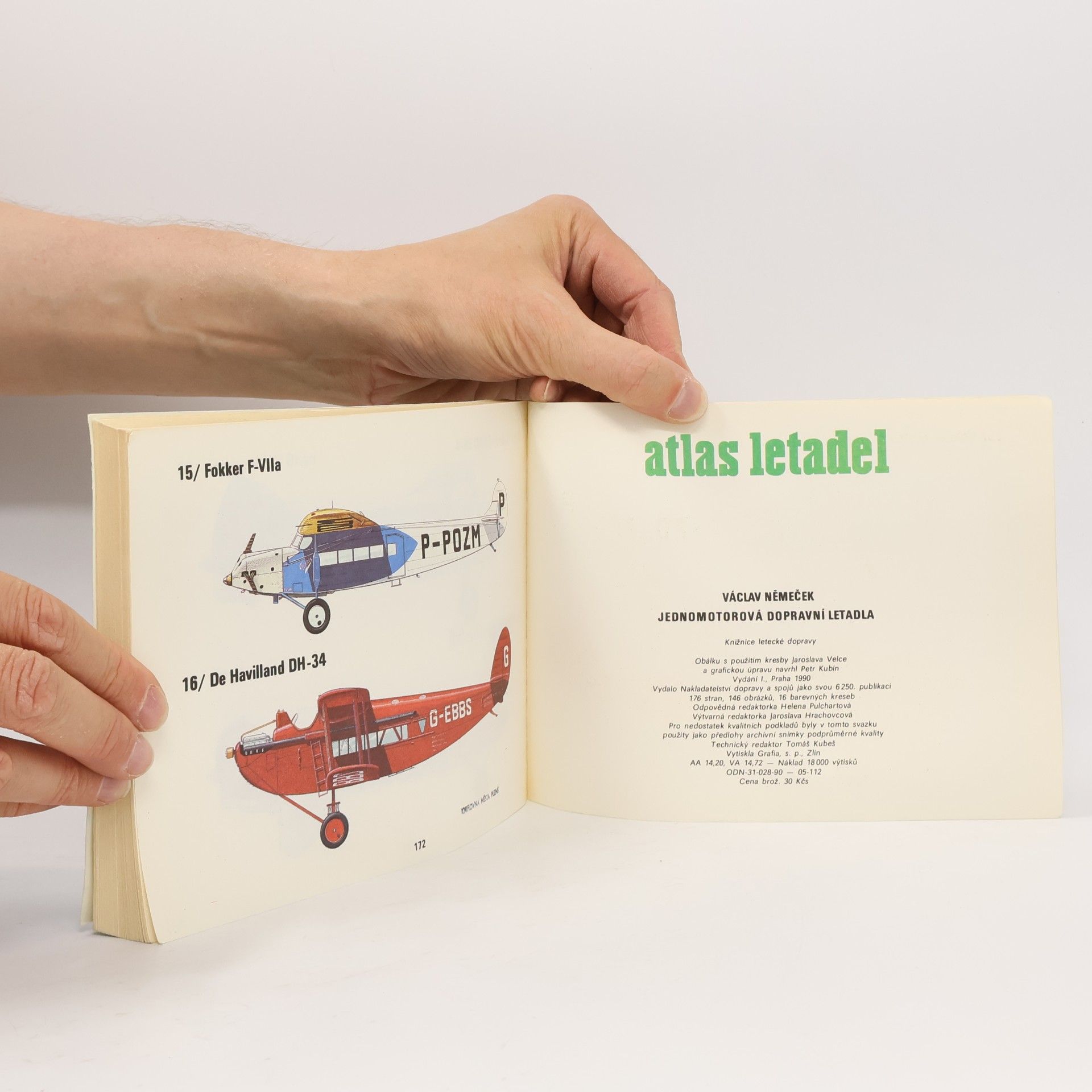 Václav Němeček Atlas letadel. Jednomotorová dopravní letadla