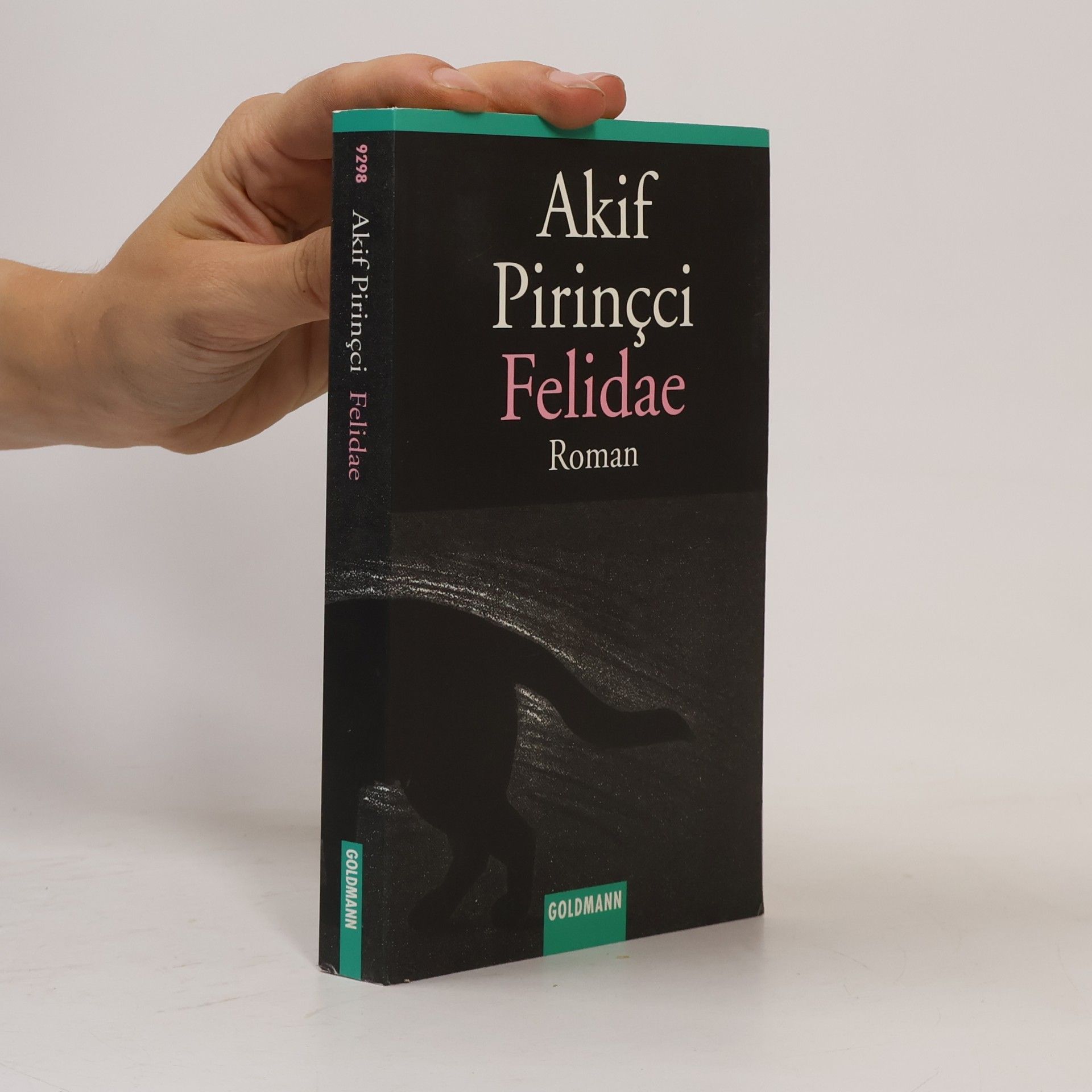 Akif Pirinçci Felidae