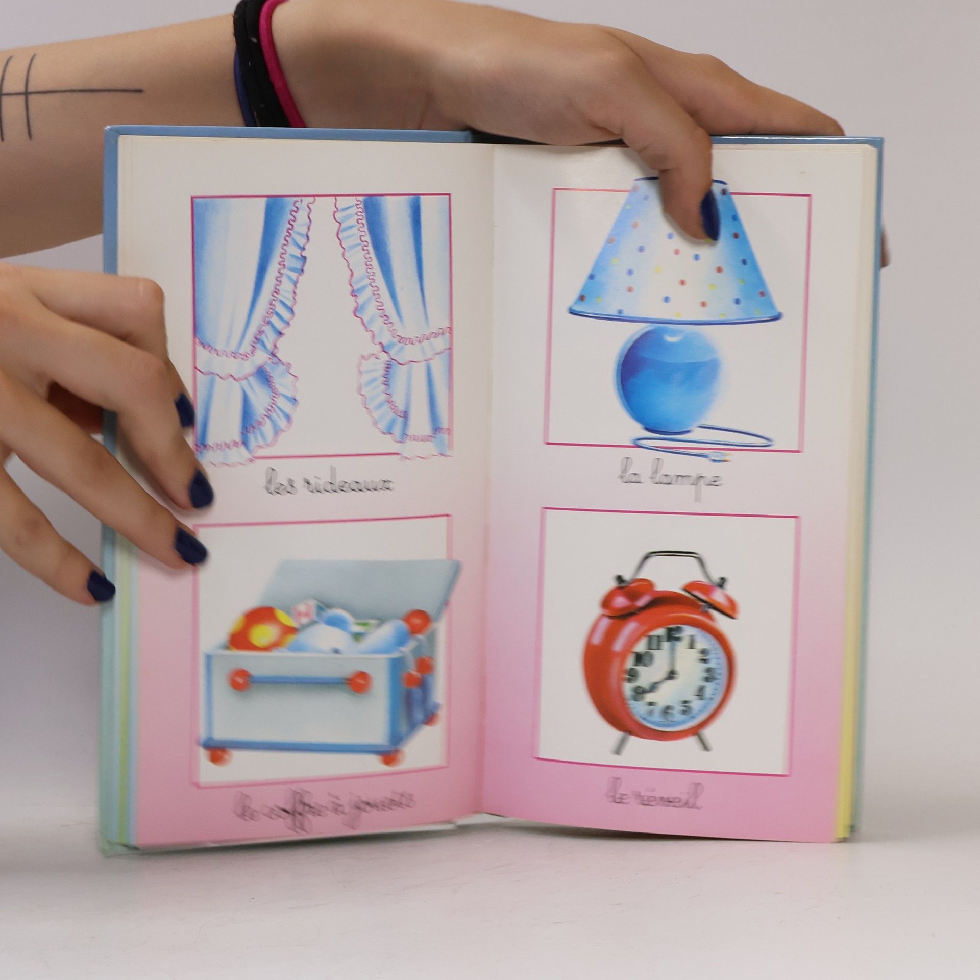 Monique Favart Des images et des mots