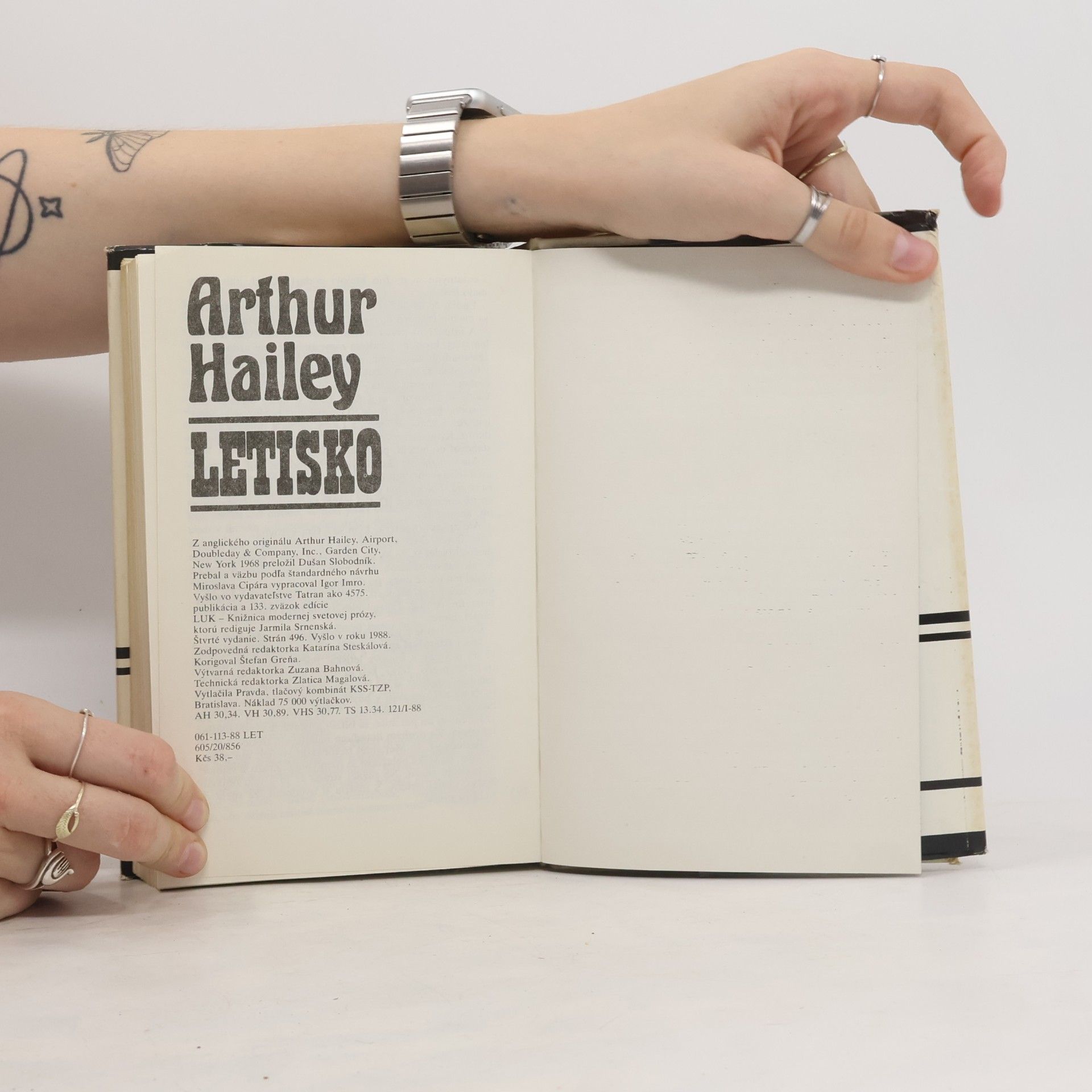 Arthur Hailey Letisko