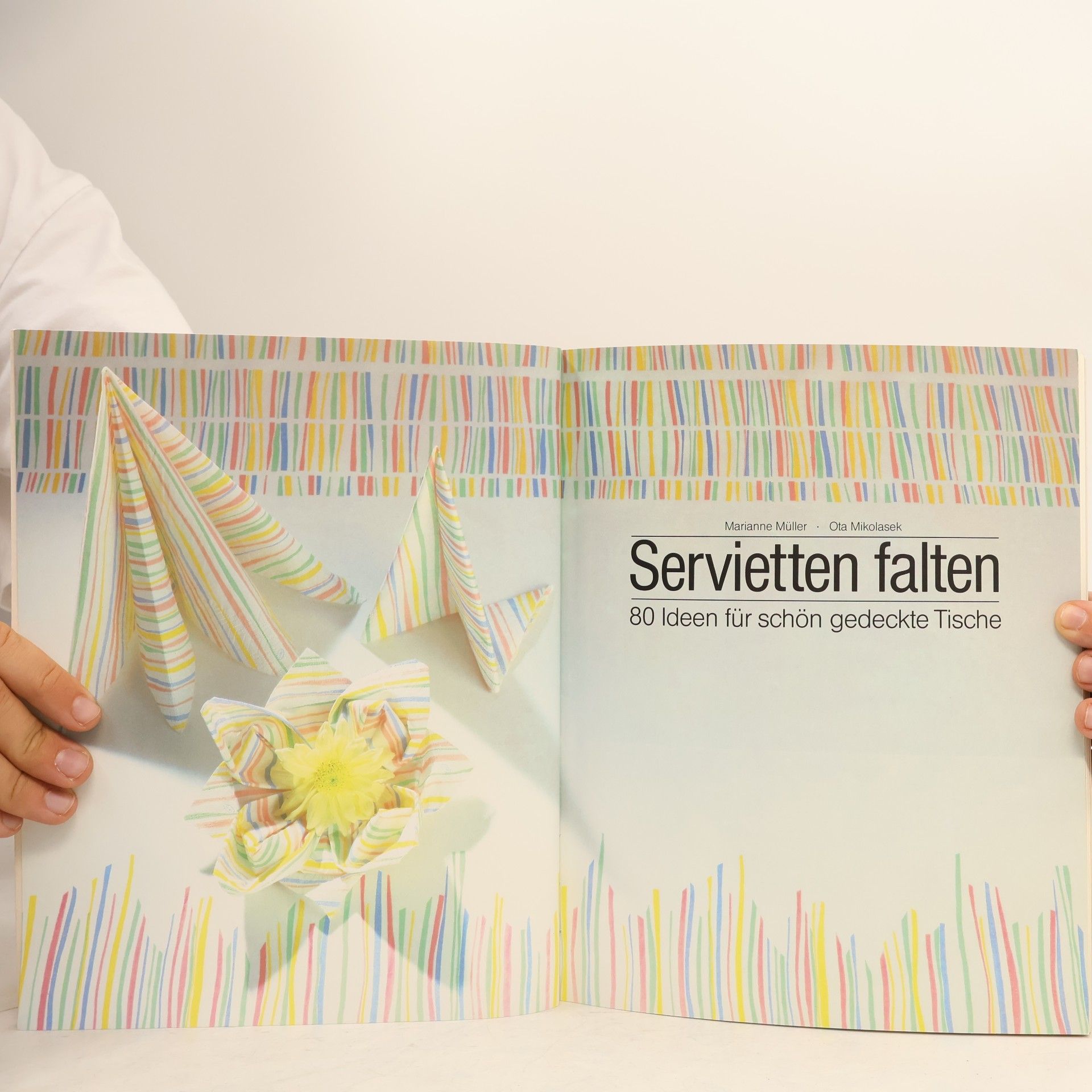 Ota Mikolasek Servietten falten