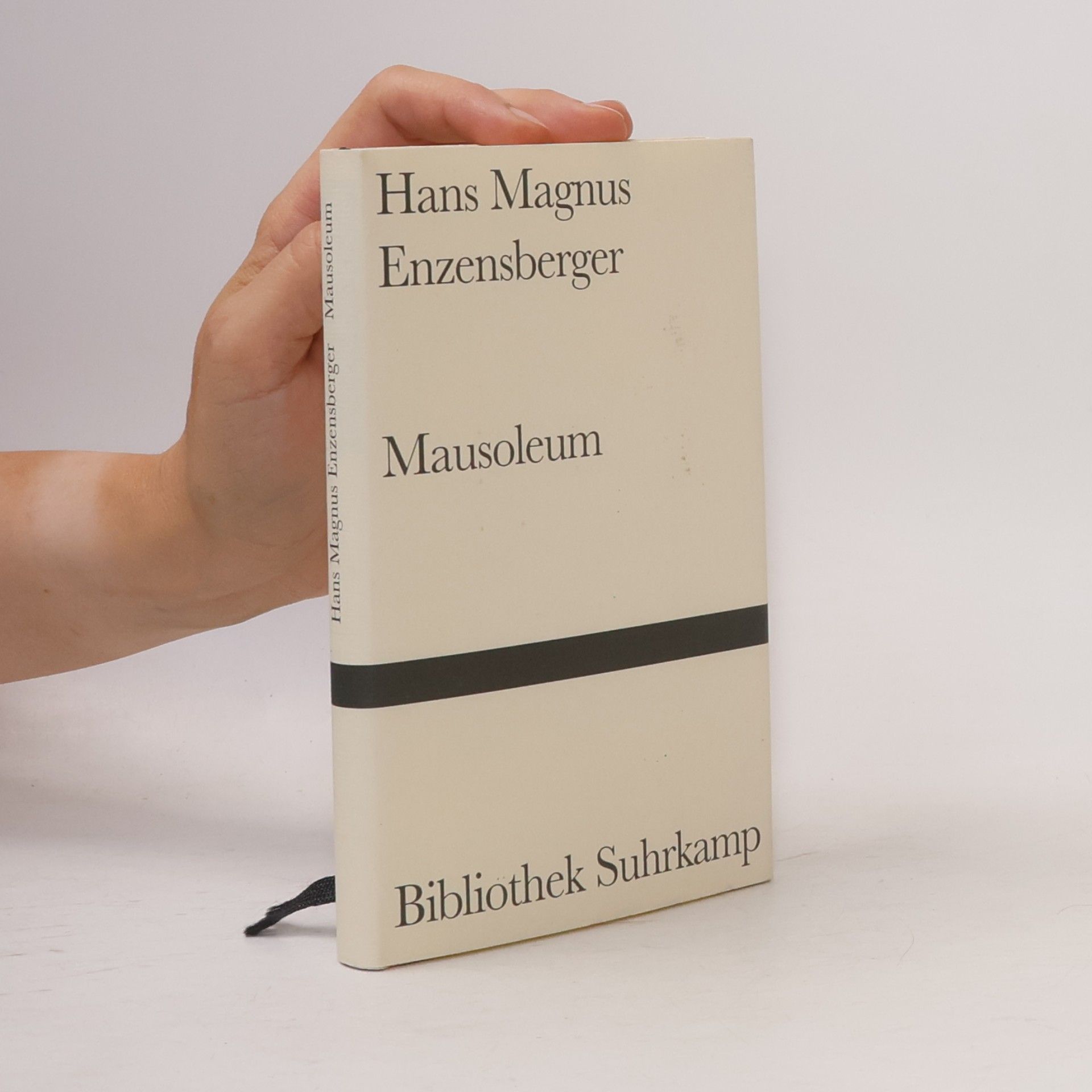 Hans Magnus Enzensberger Mausoleum