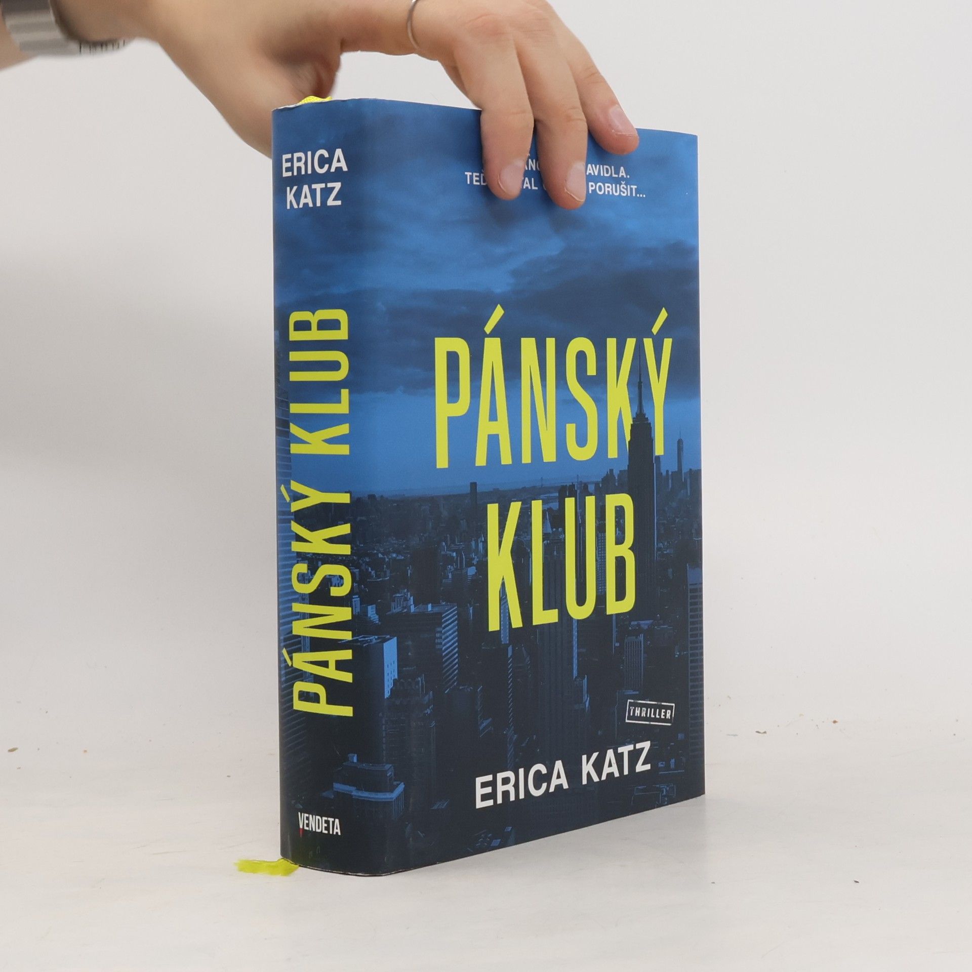 Erica Katz Pánský klub