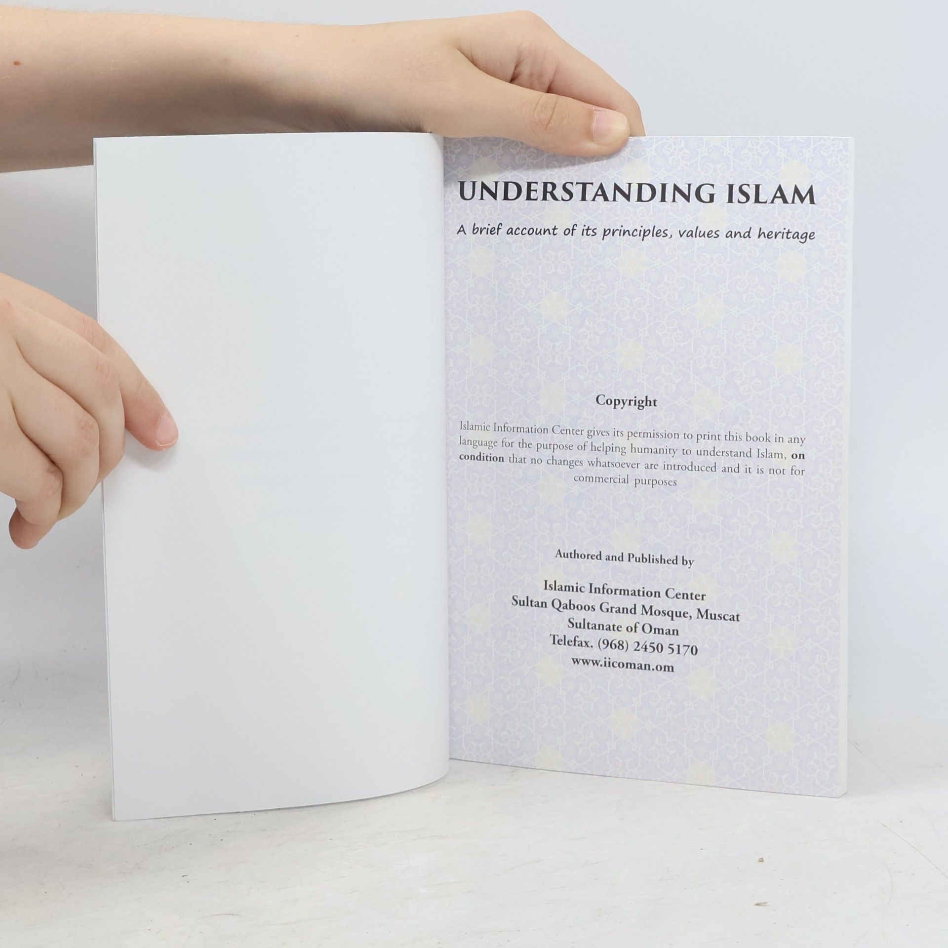 Various authors Understanding Islam