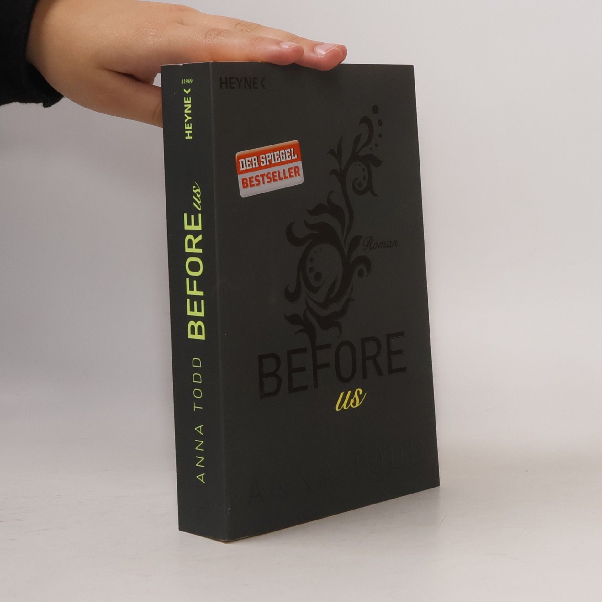 Anna Todd After 5. Before Us