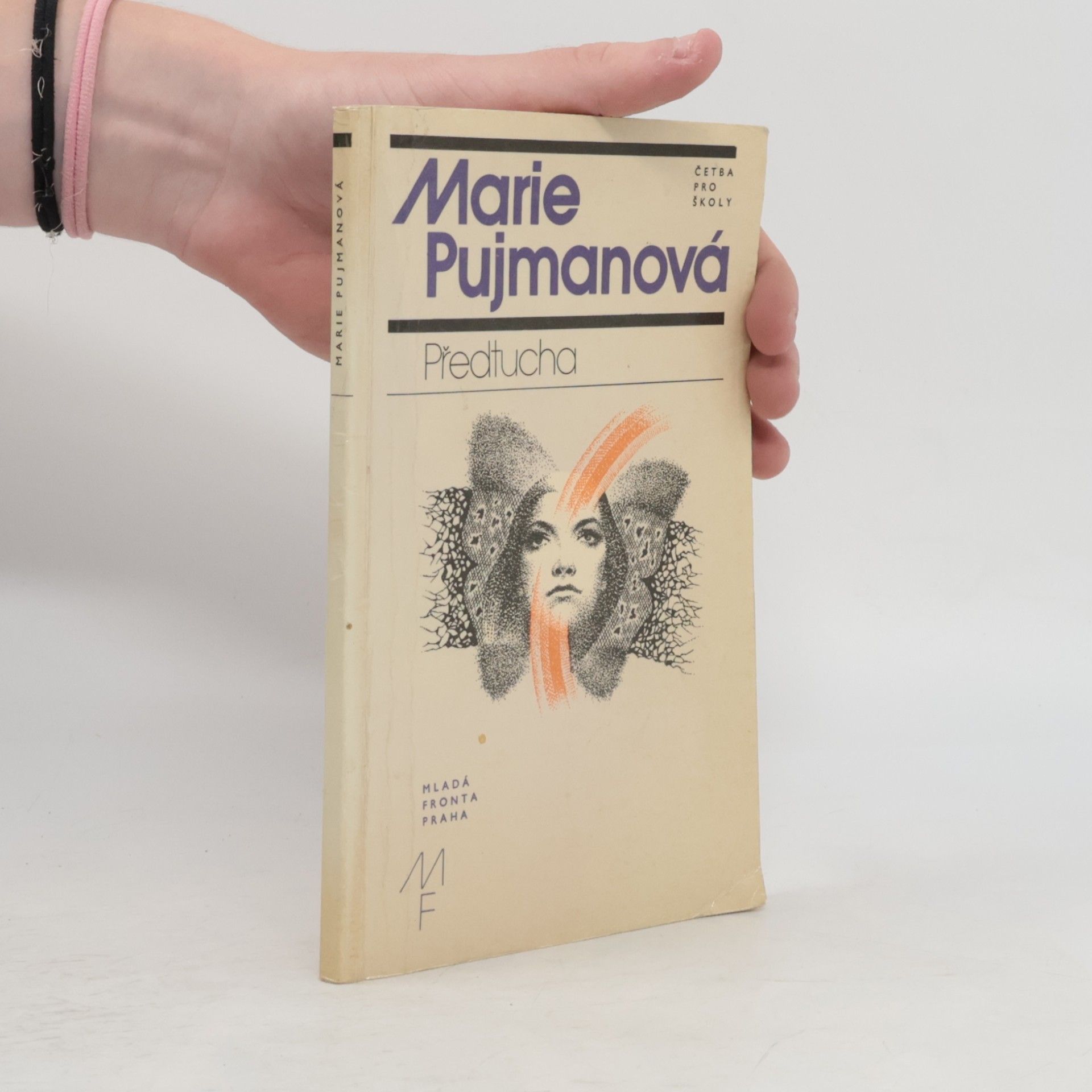 Marie Pujmanová Předtucha