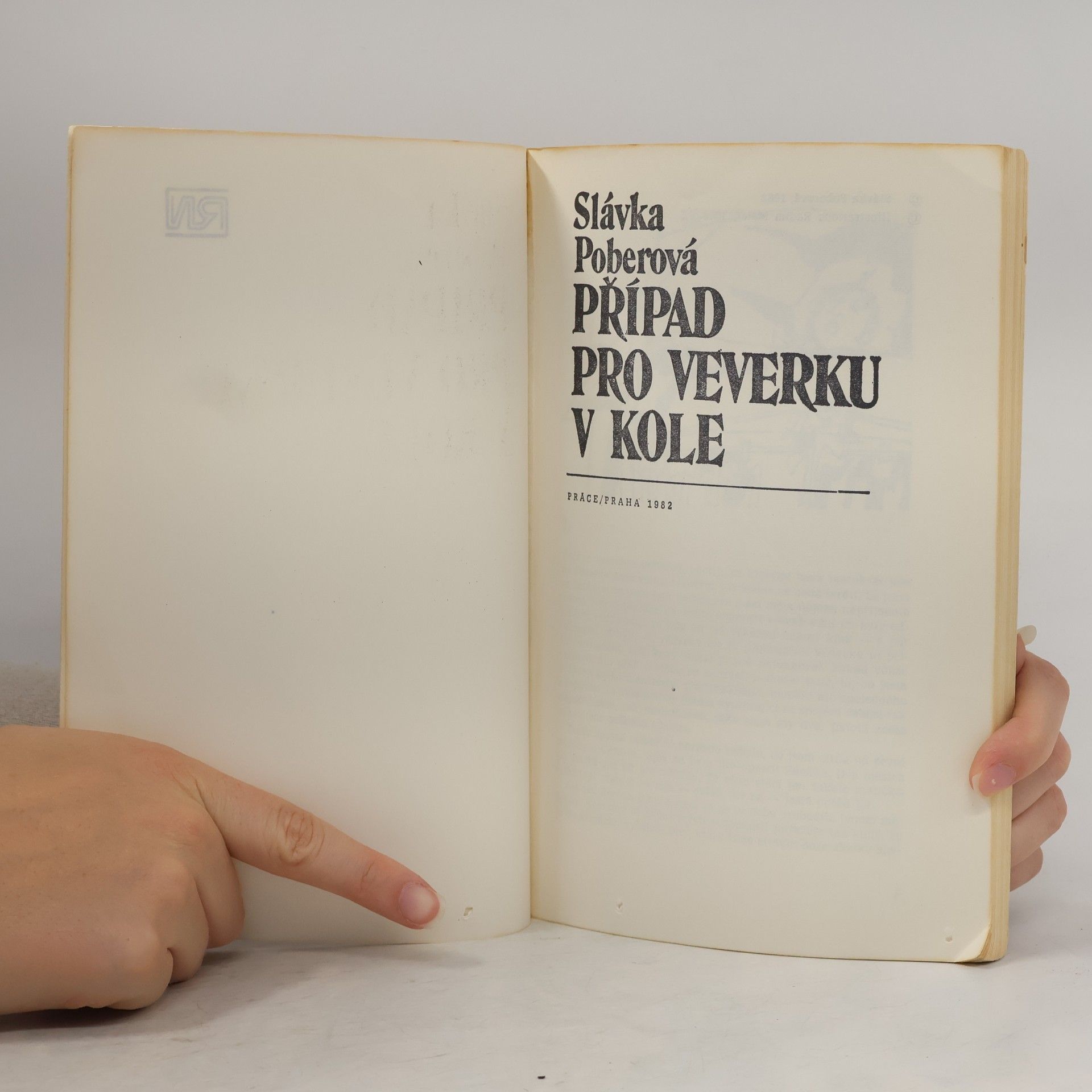 Slávka Poberová Případ pro veverku v kole