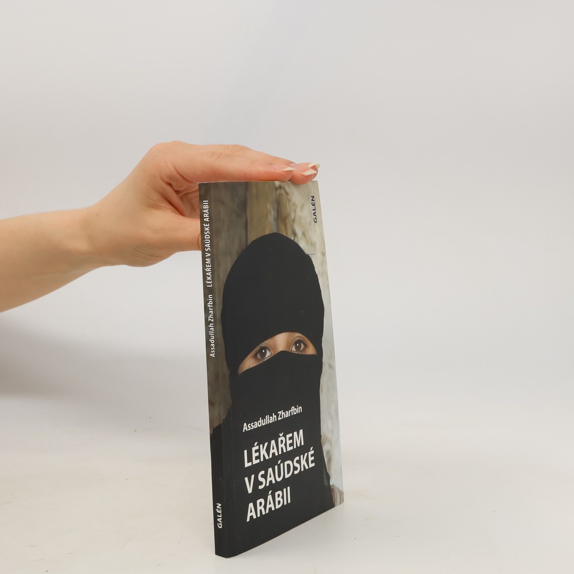 Assadullah Zharfbin Lékařem v Saúdské Arábii