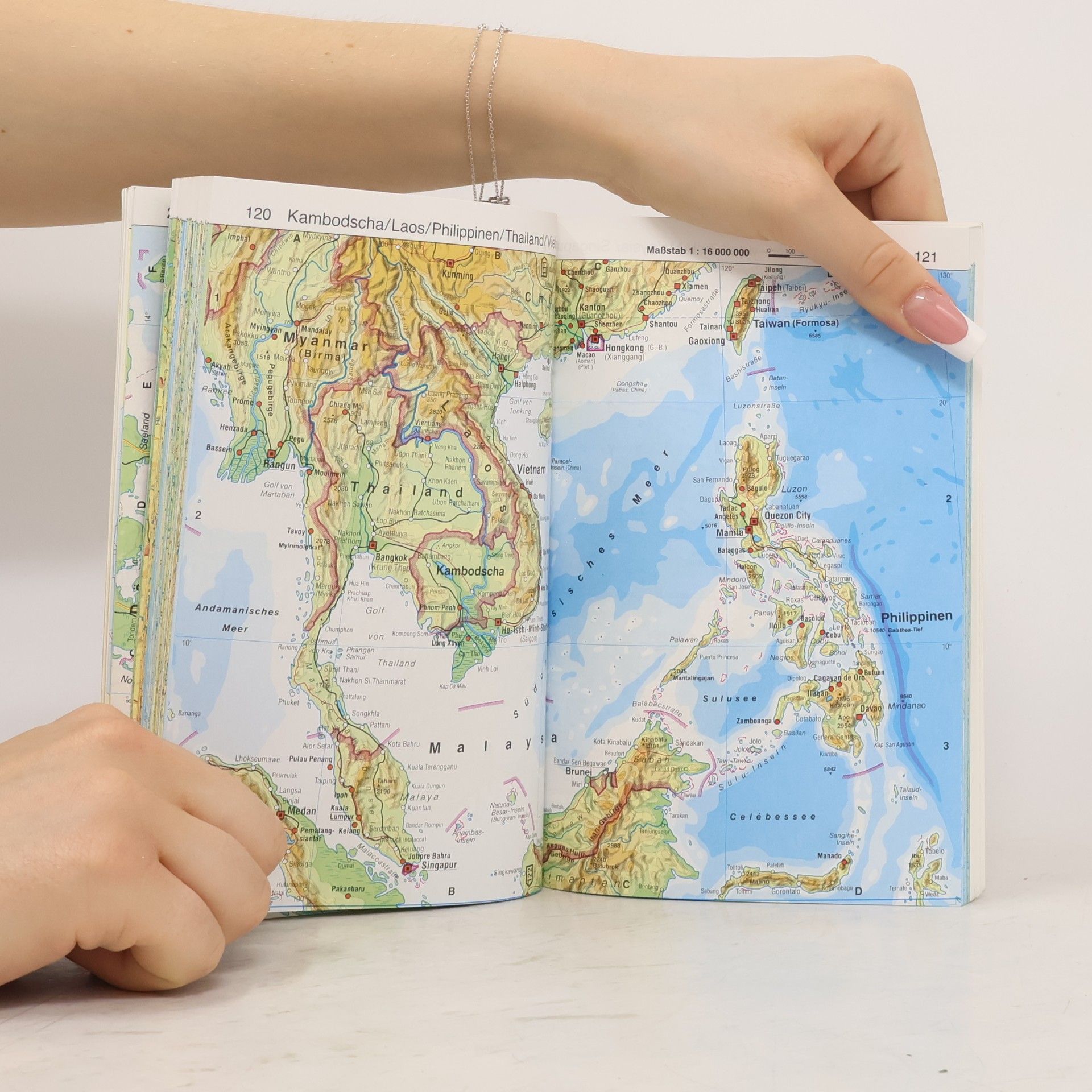 Various authors Diercke-Taschenatlas der Welt