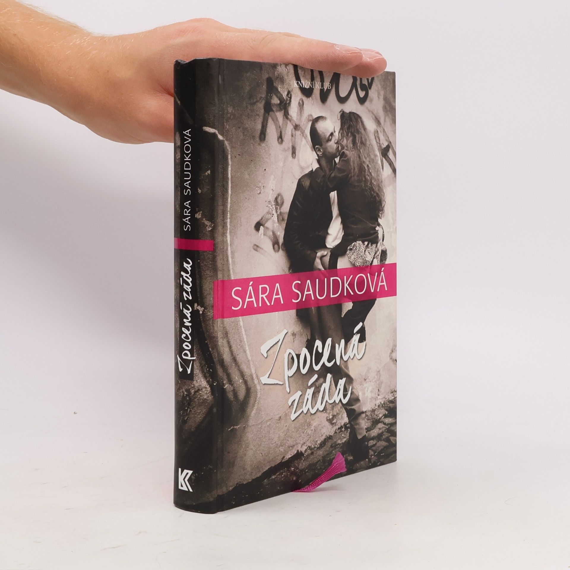 Sára Saudková Zpocená záda