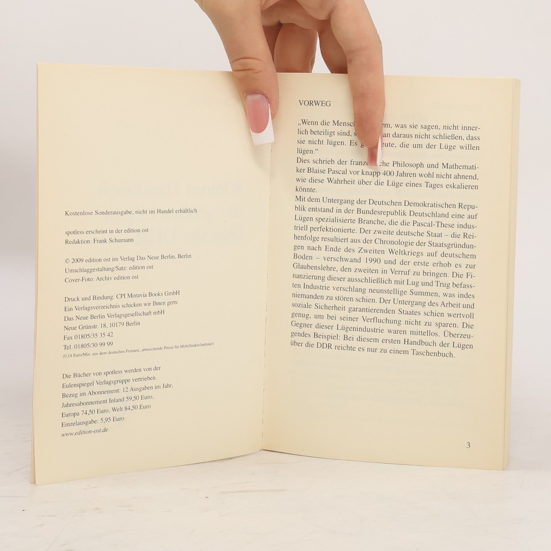 Klaus Huhn Kleines Handbuch der großen Lügen über die DDR.