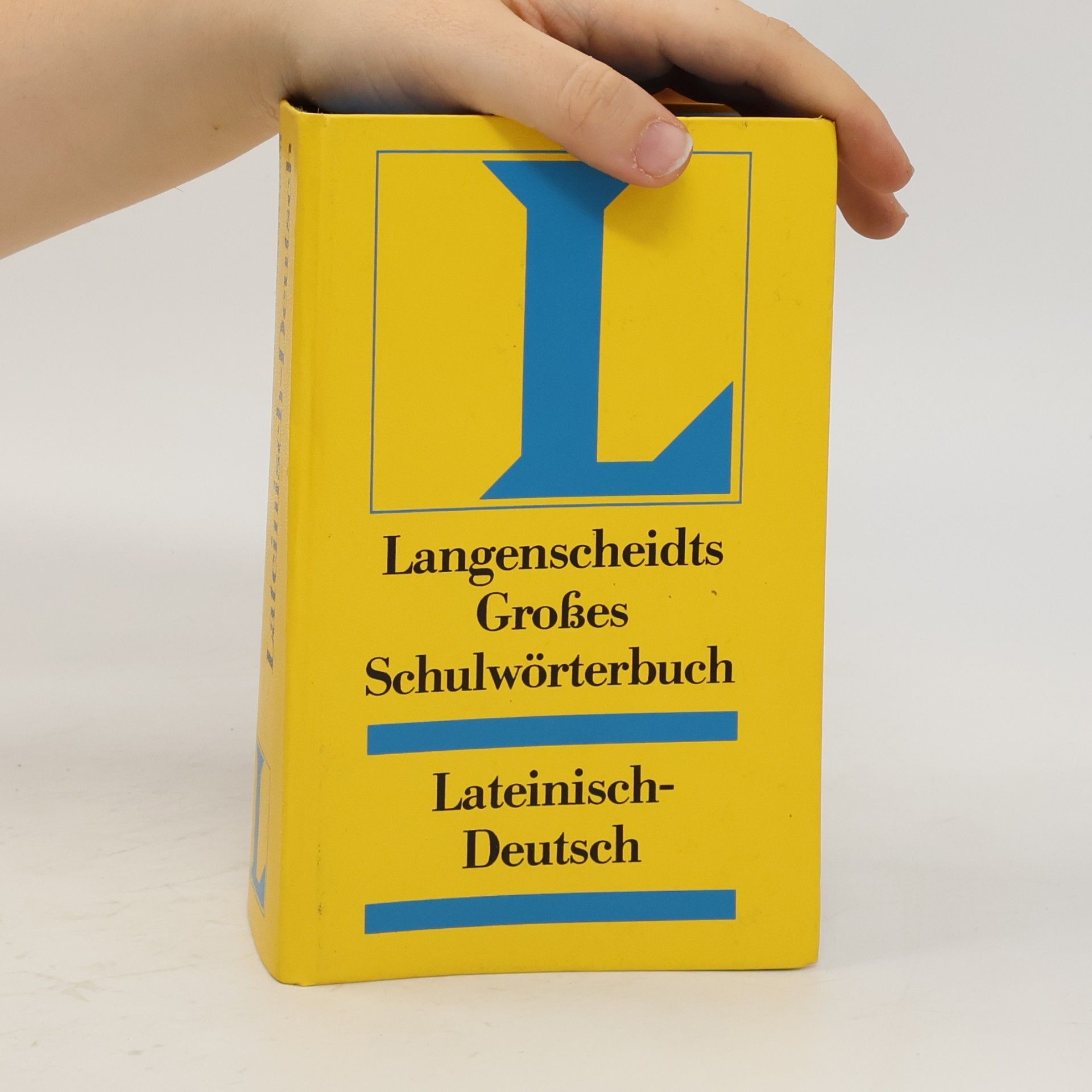 Erich Pertsch Langenscheidts grosses Schulwörterbuch lateinisch-deutsch