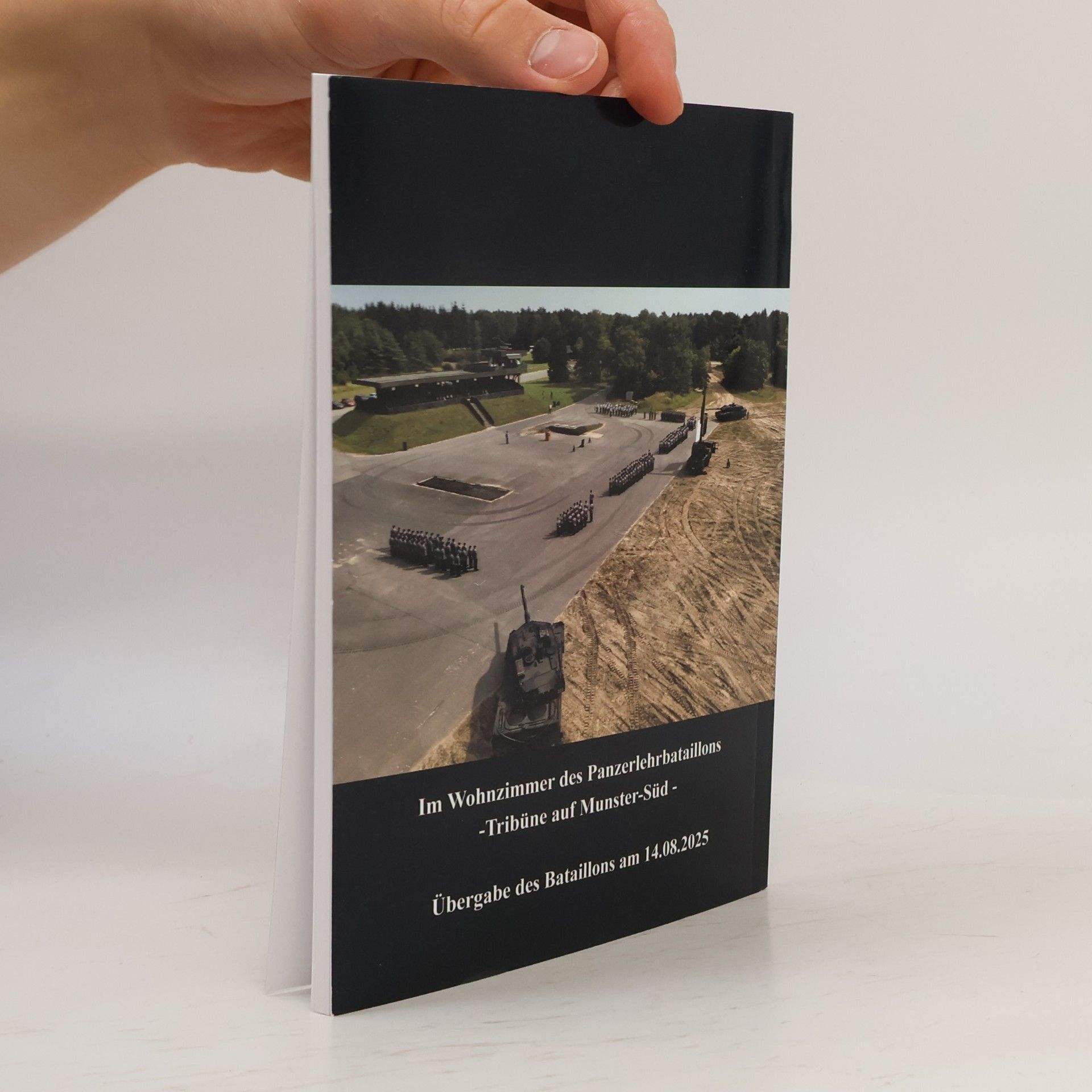 kolektiv Das Panzerlehrbataillon 2016-2026
