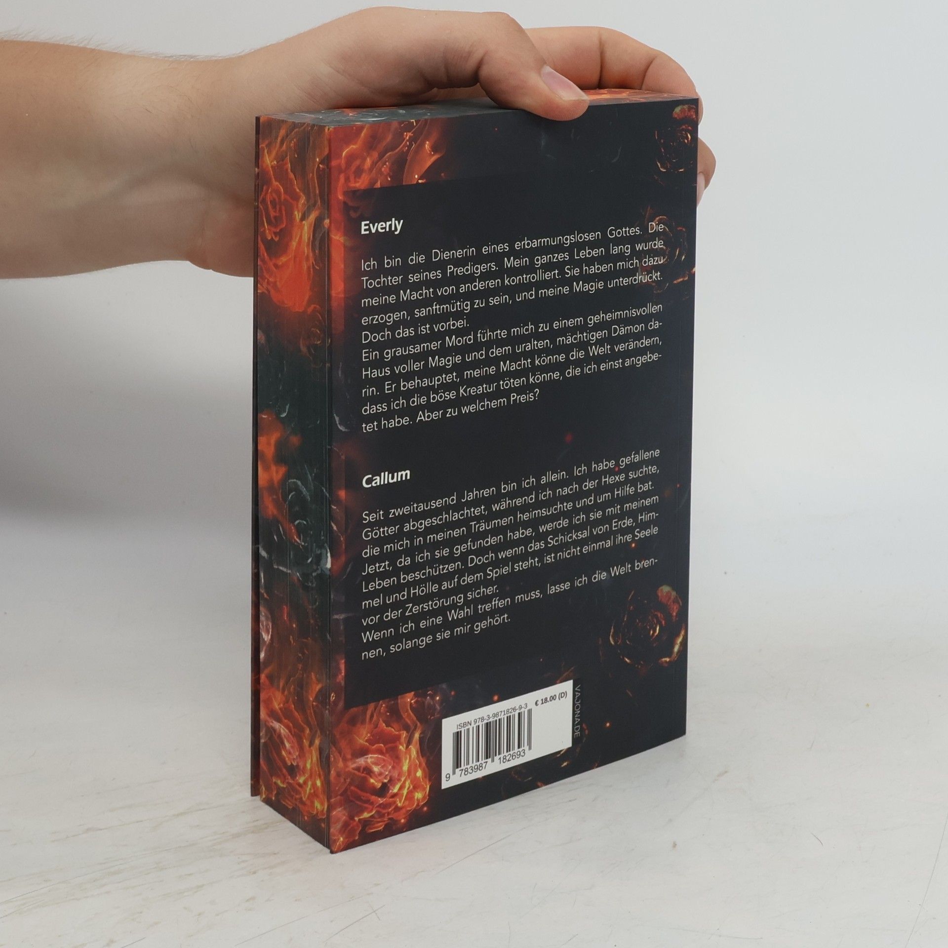Harley Laroux Souls Trilogy - 3: Soul Of A Witch