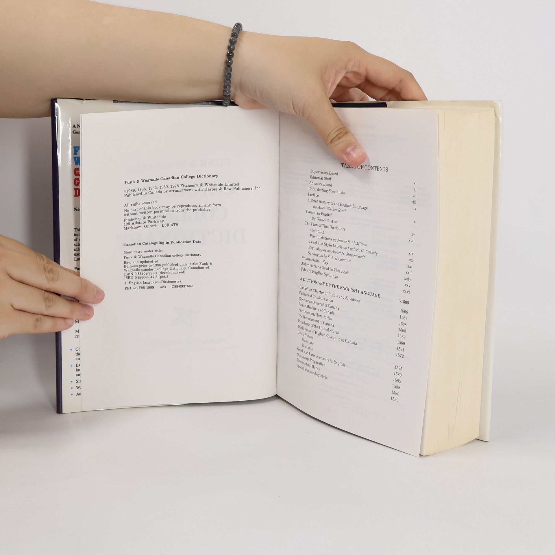 Walter S. Avis Funk and Wagnall's Canadian College Dictionary - New Updated Edition