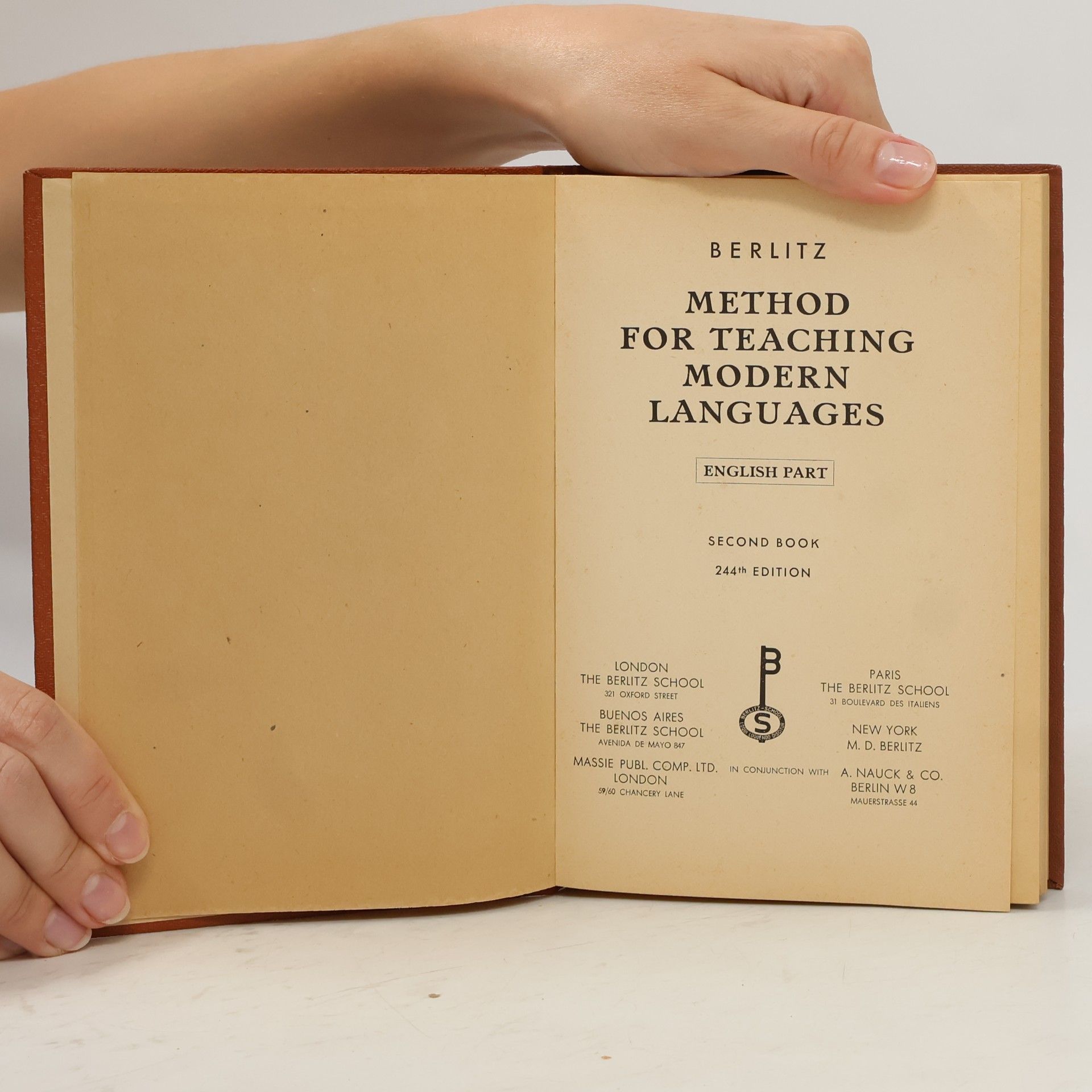 AA.VV. Method for Teaching Modern Languages. English Part. Second Book