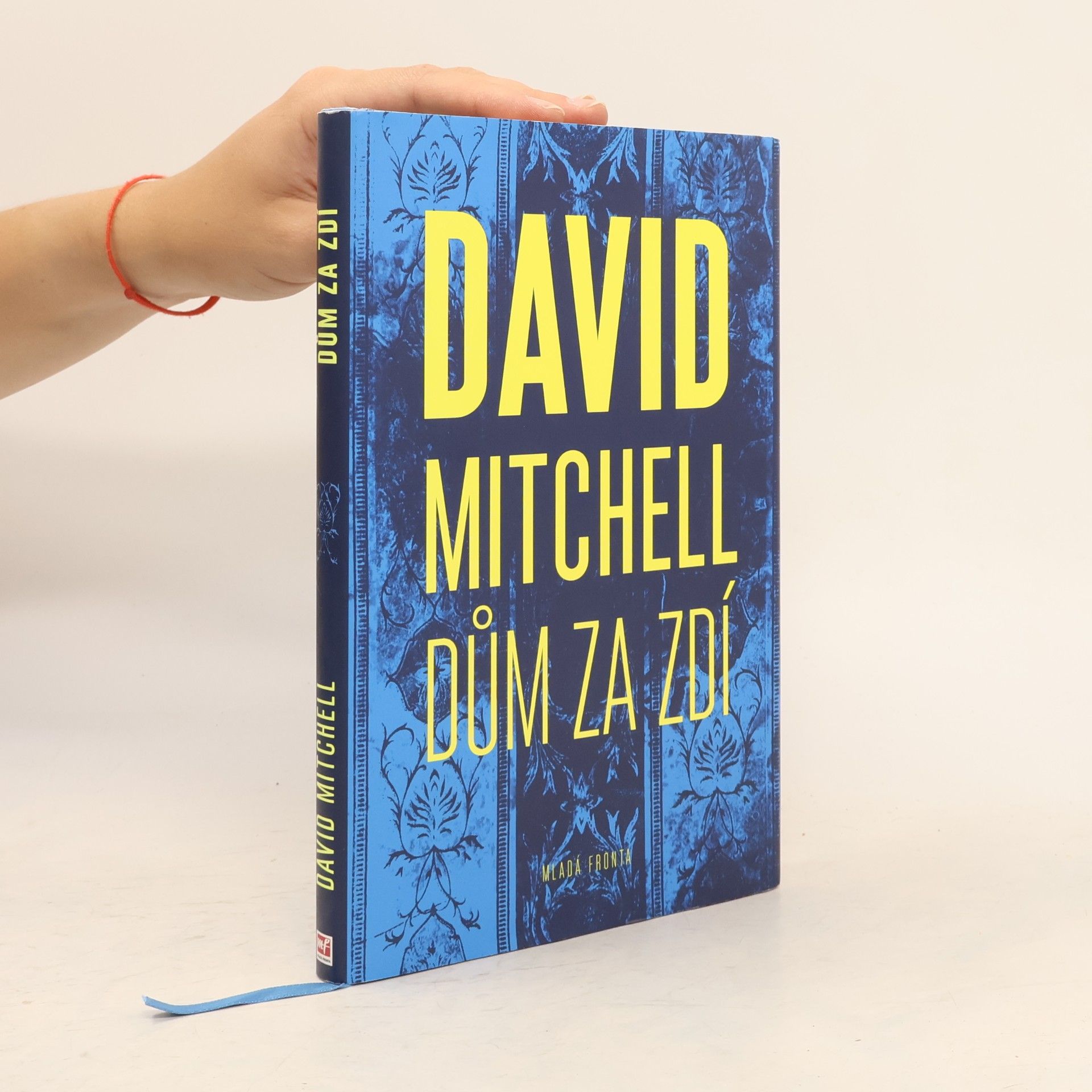 David Mitchell Dům za zdí