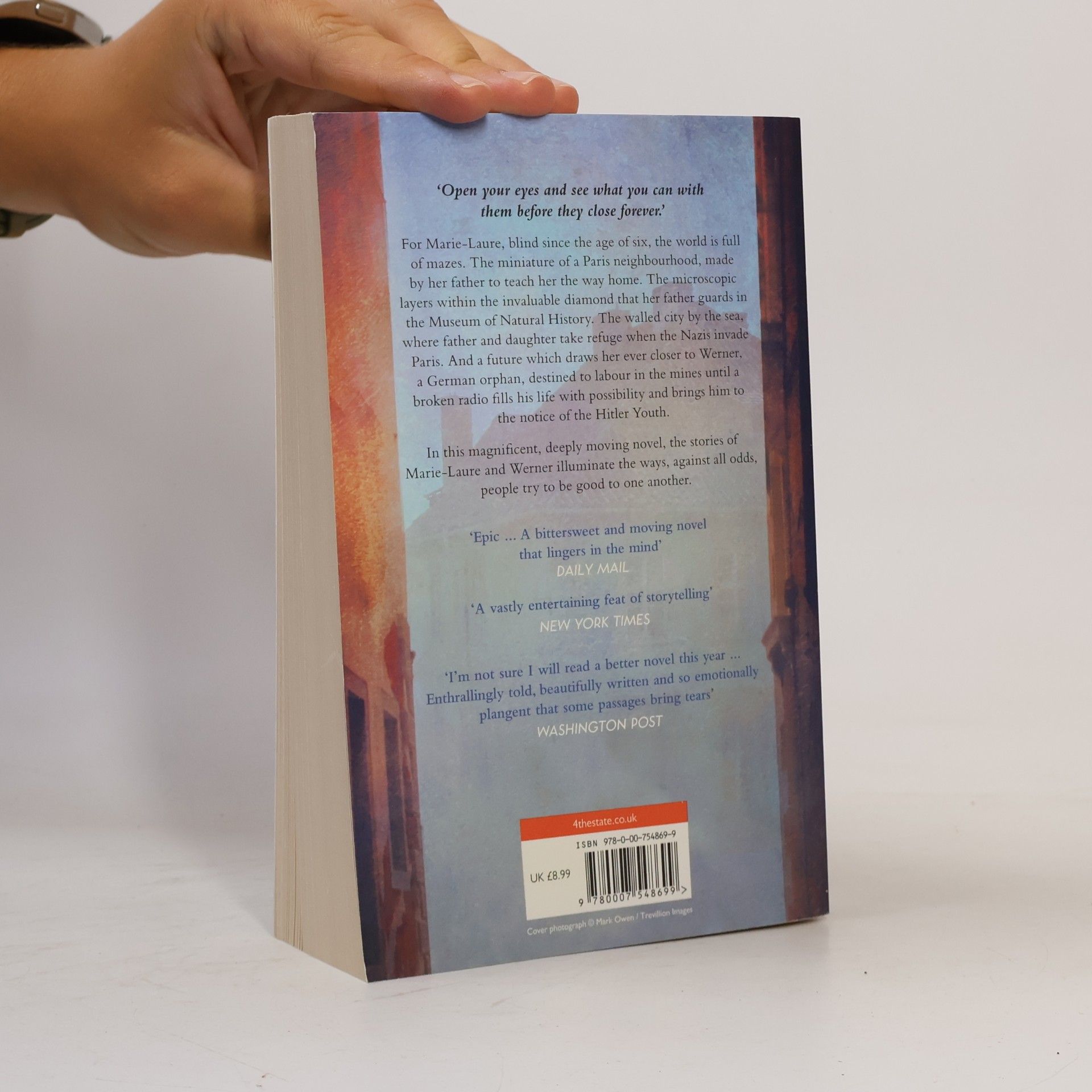 Anthony Doerr All the light we cannot see