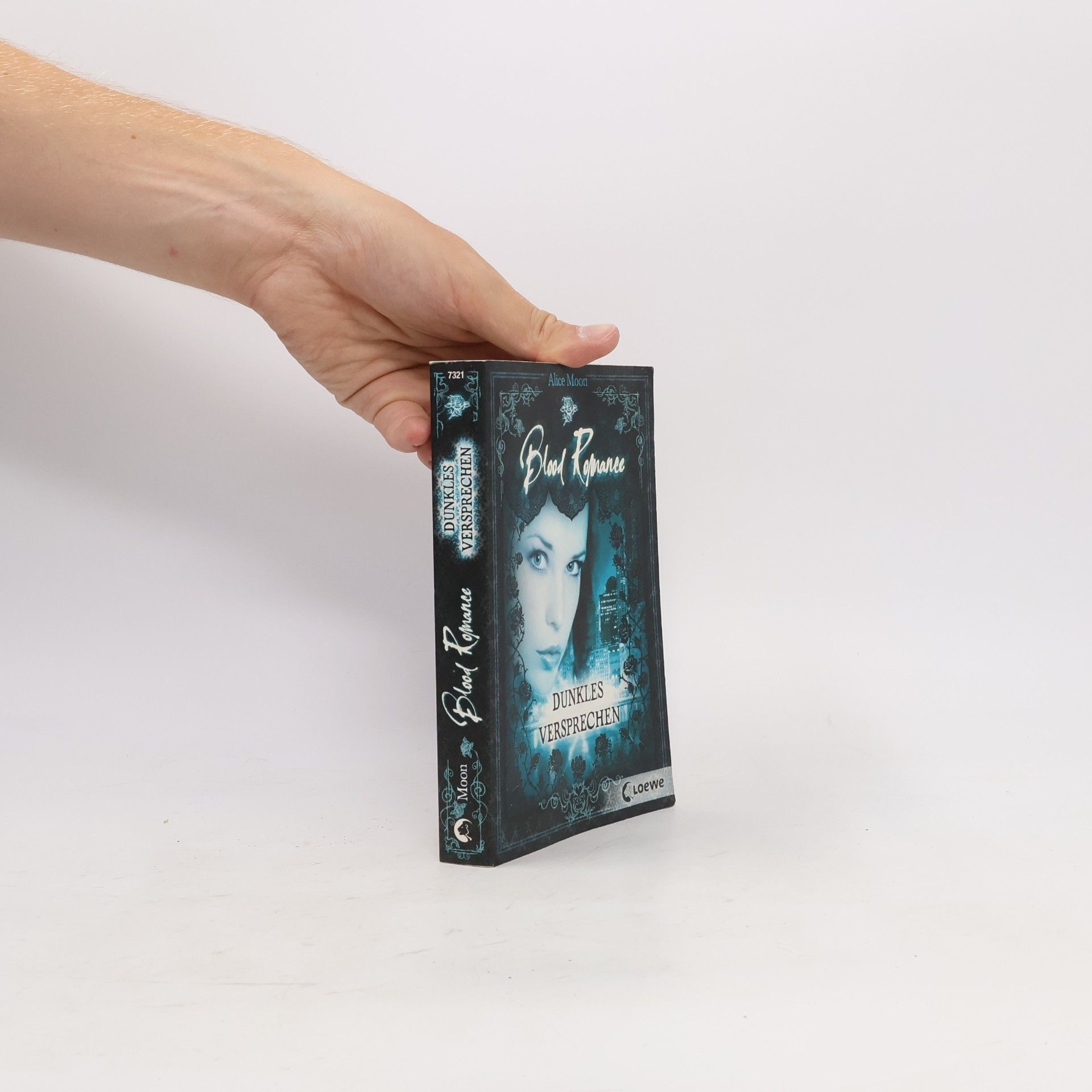 Alice Moon Blood Romance