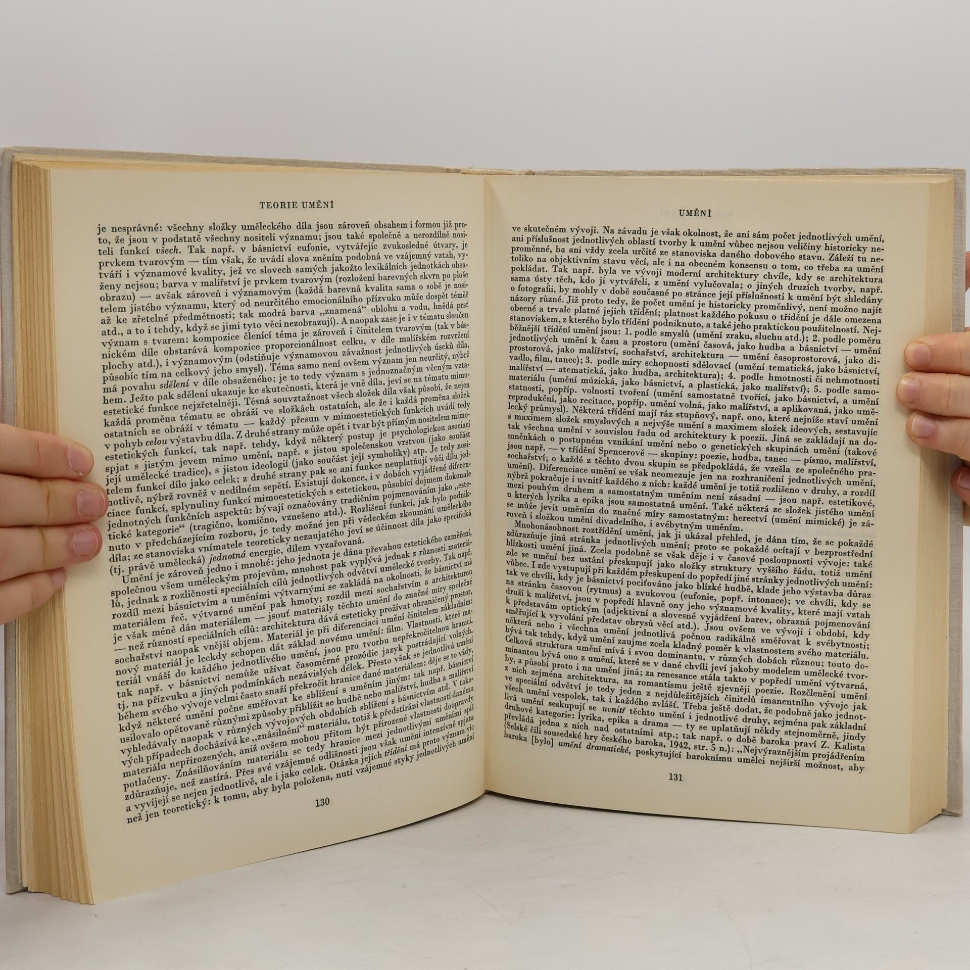 Jan Mukařovský Studie z estetiky