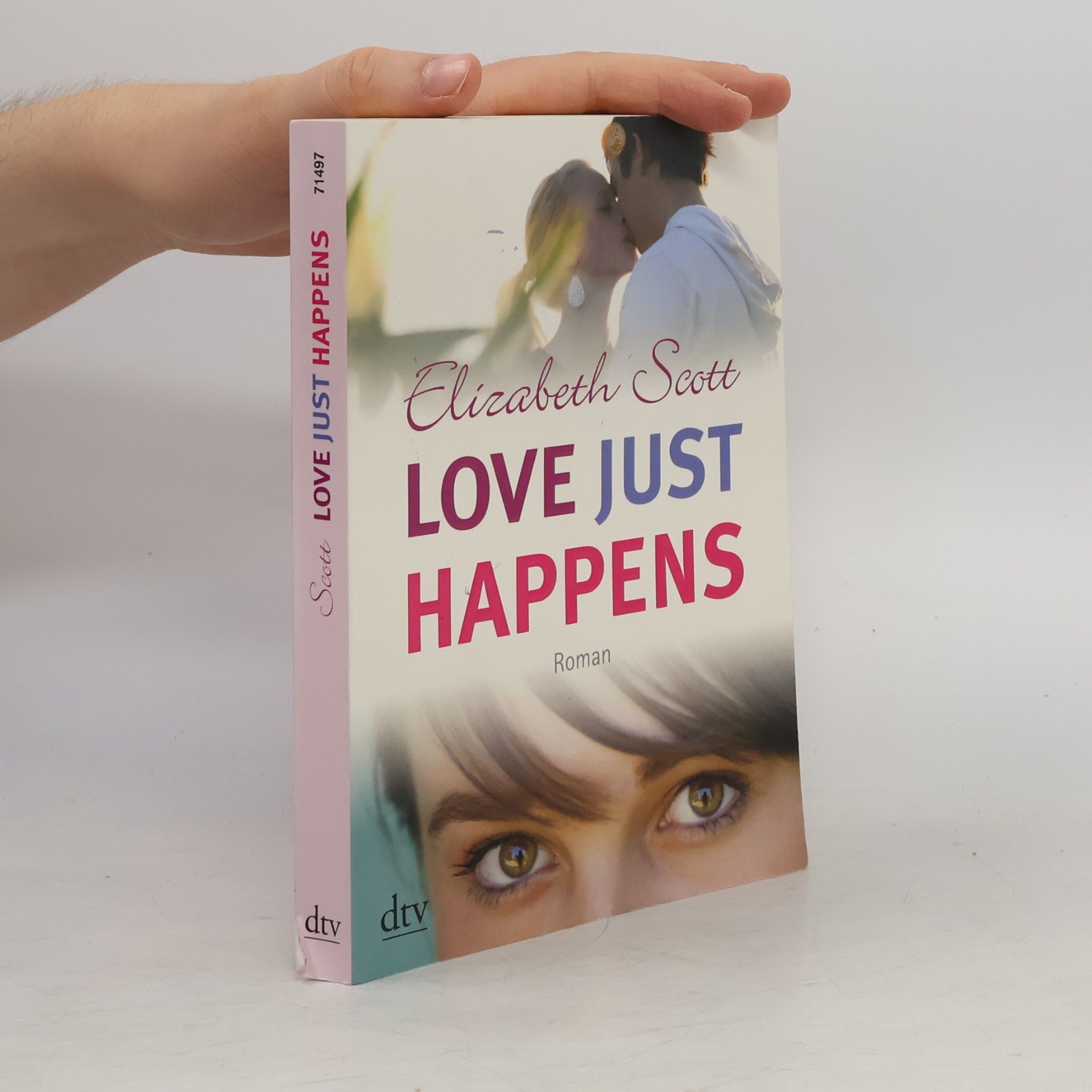 Elizabeth Scott Love Just Happens