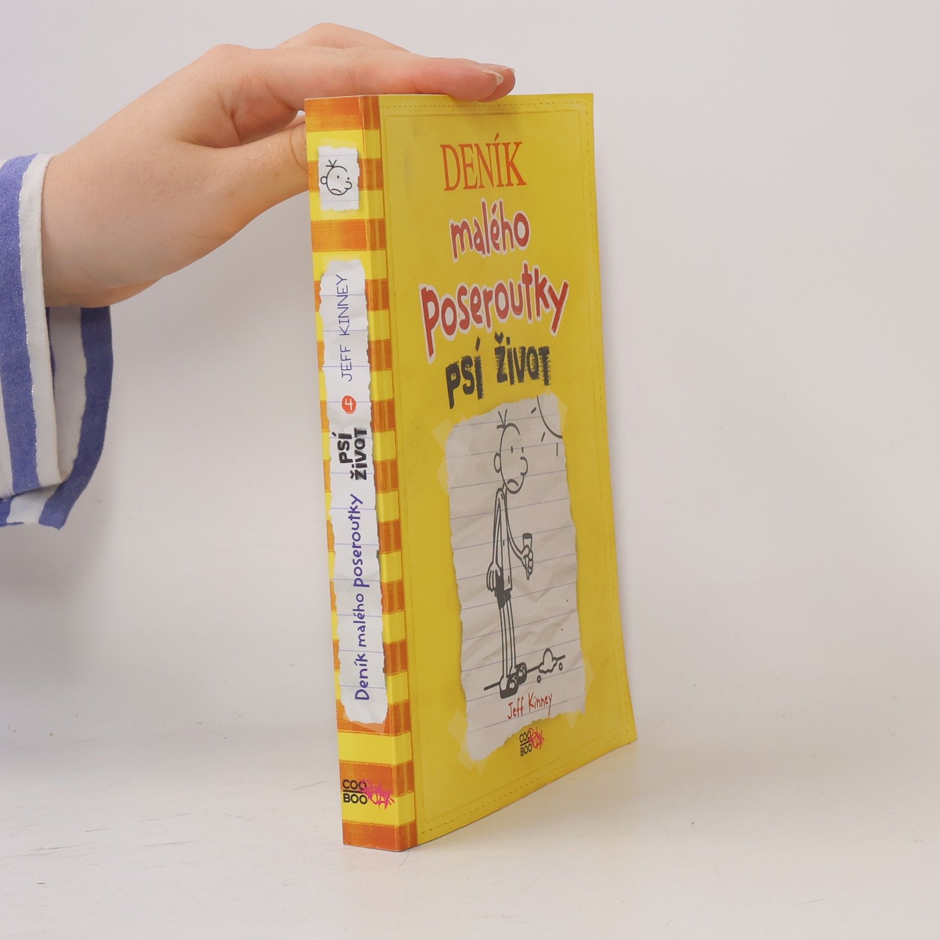 Jeff Kinney Deník malého poseroutky 4. Psí život